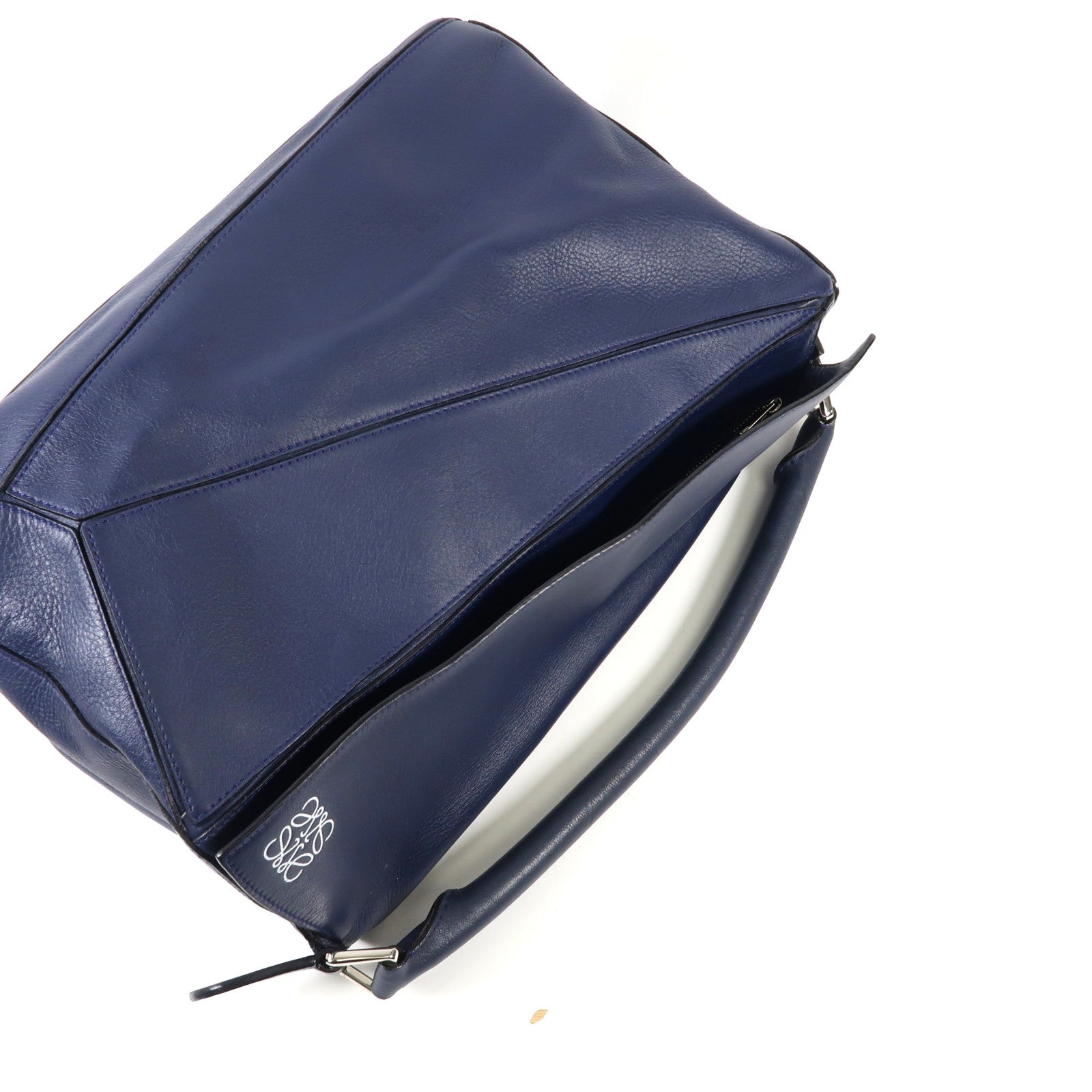 LOEWE 牛皮皮革Puzzle Large銀扣手挽肩背兩用袋