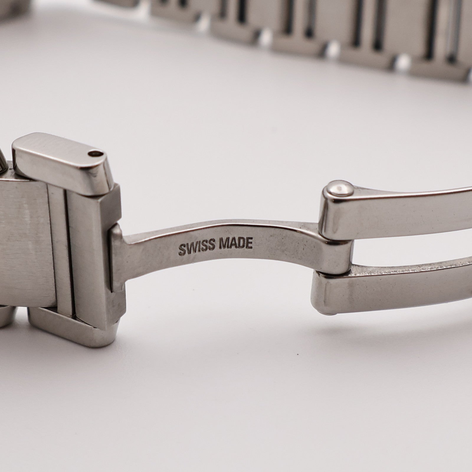 CARTIER Tank Francaise Small Model W51008Q3