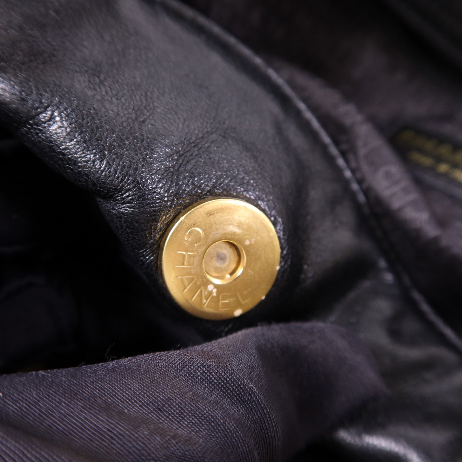 CHANEL 羊皮皮革Shoulder Bag金扣肩背袋