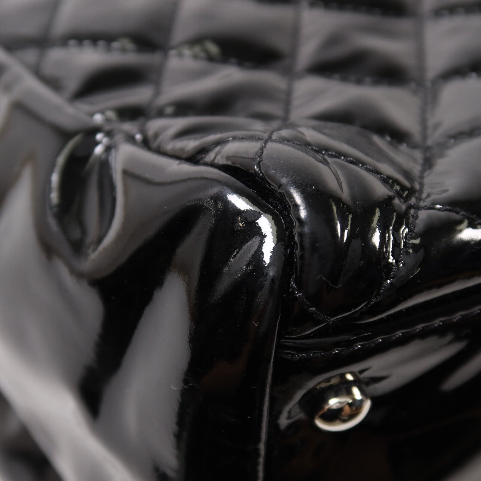 CHANEL 漆皮皮革Chain Shoulder鏈帶肩背袋