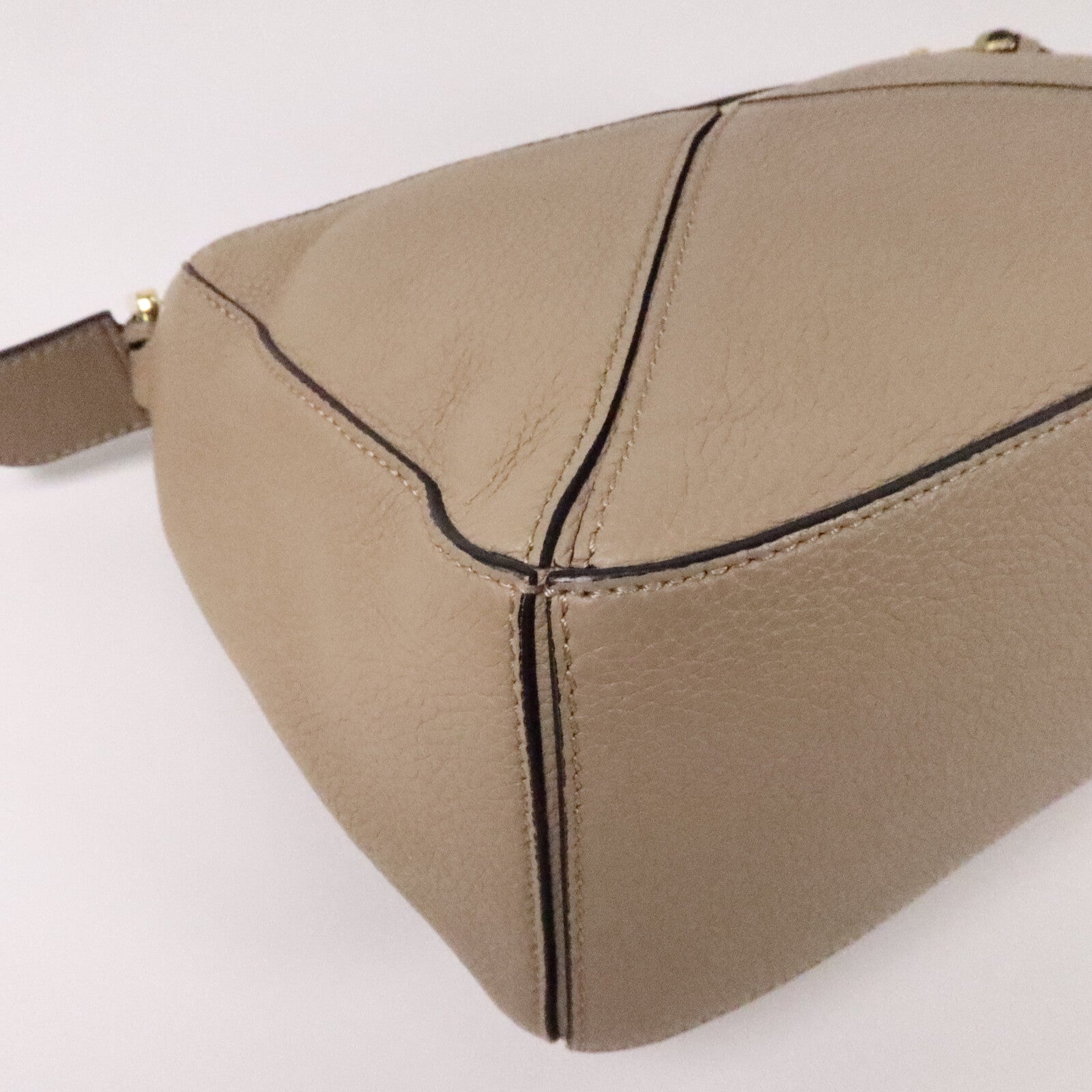 LOEWE 牛皮皮革Puzzle Small肩背袋