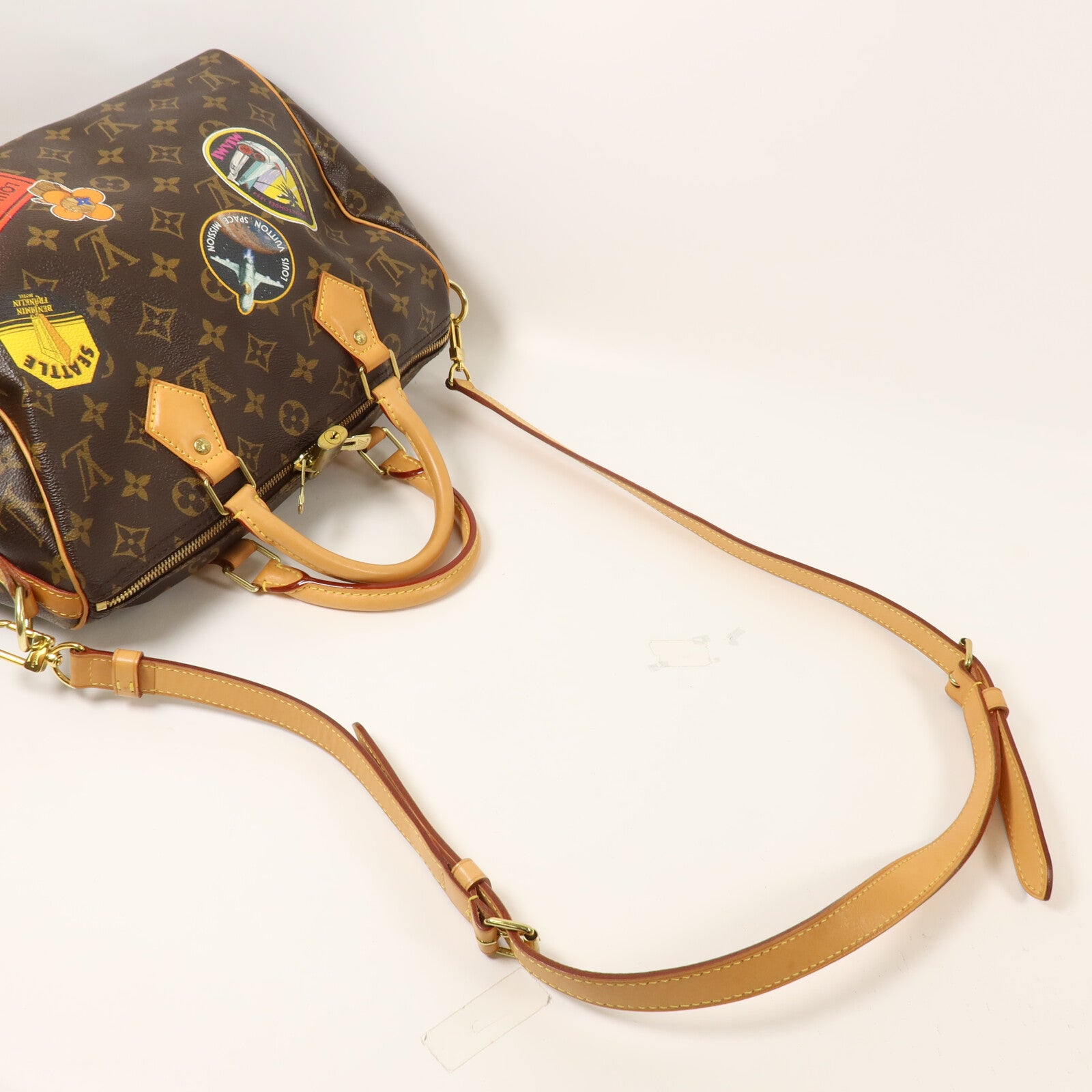 LOUIS VUITTON Monogram World Tour Speedy Bandouliere 30手挽肩背兩用袋