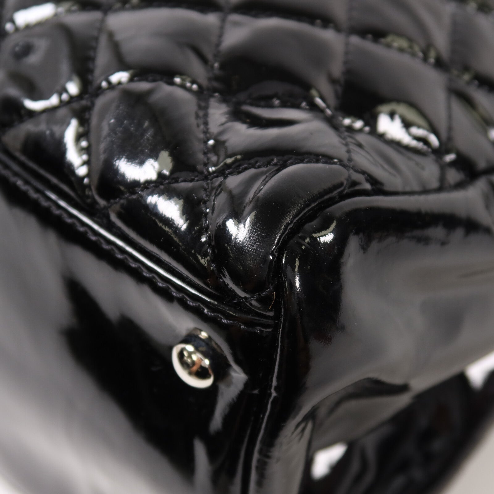 CHANEL 漆皮皮革Chain Shoulder鏈帶肩背袋