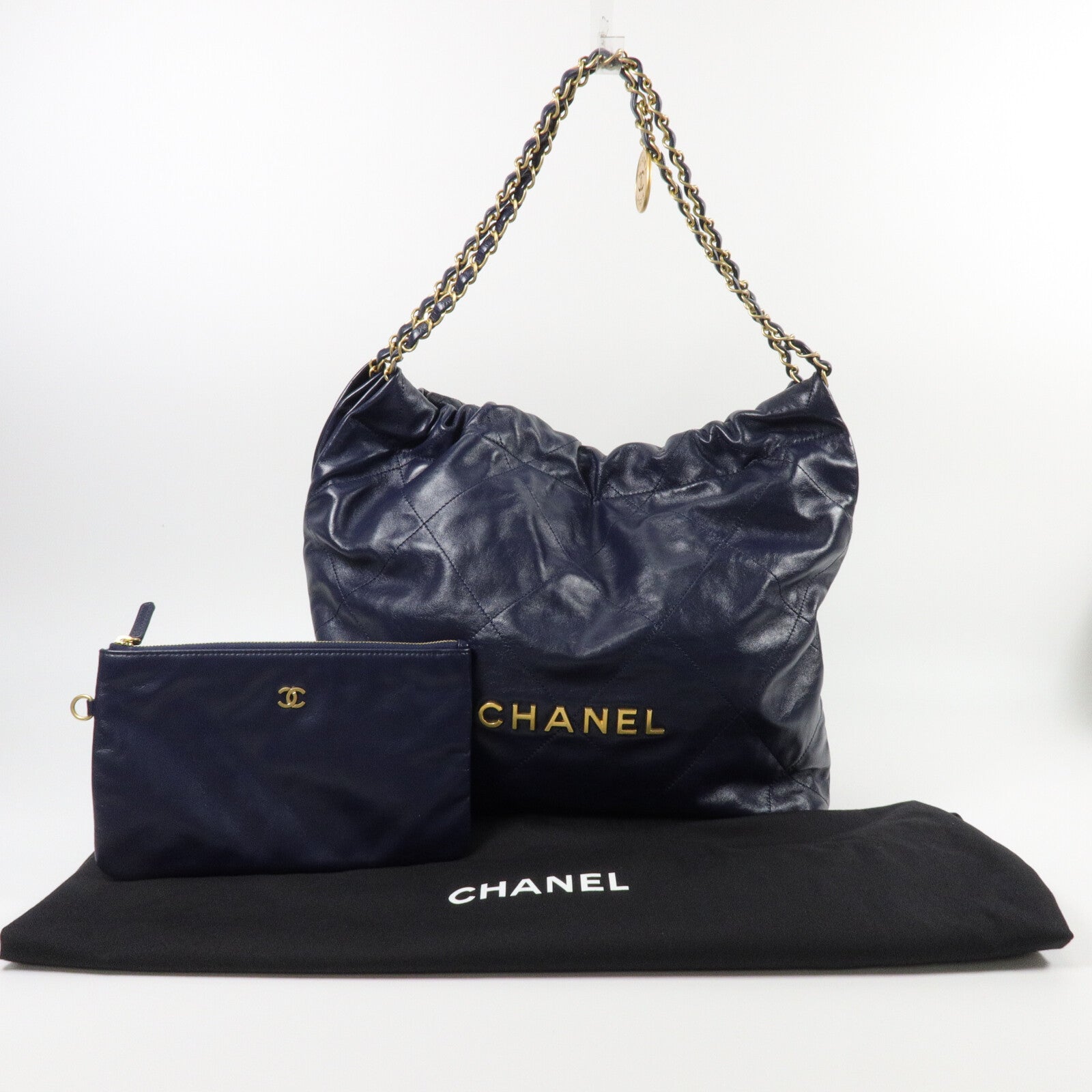 CHANEL 牛皮皮革Chanel 22 Medium鏈帶肩背袋