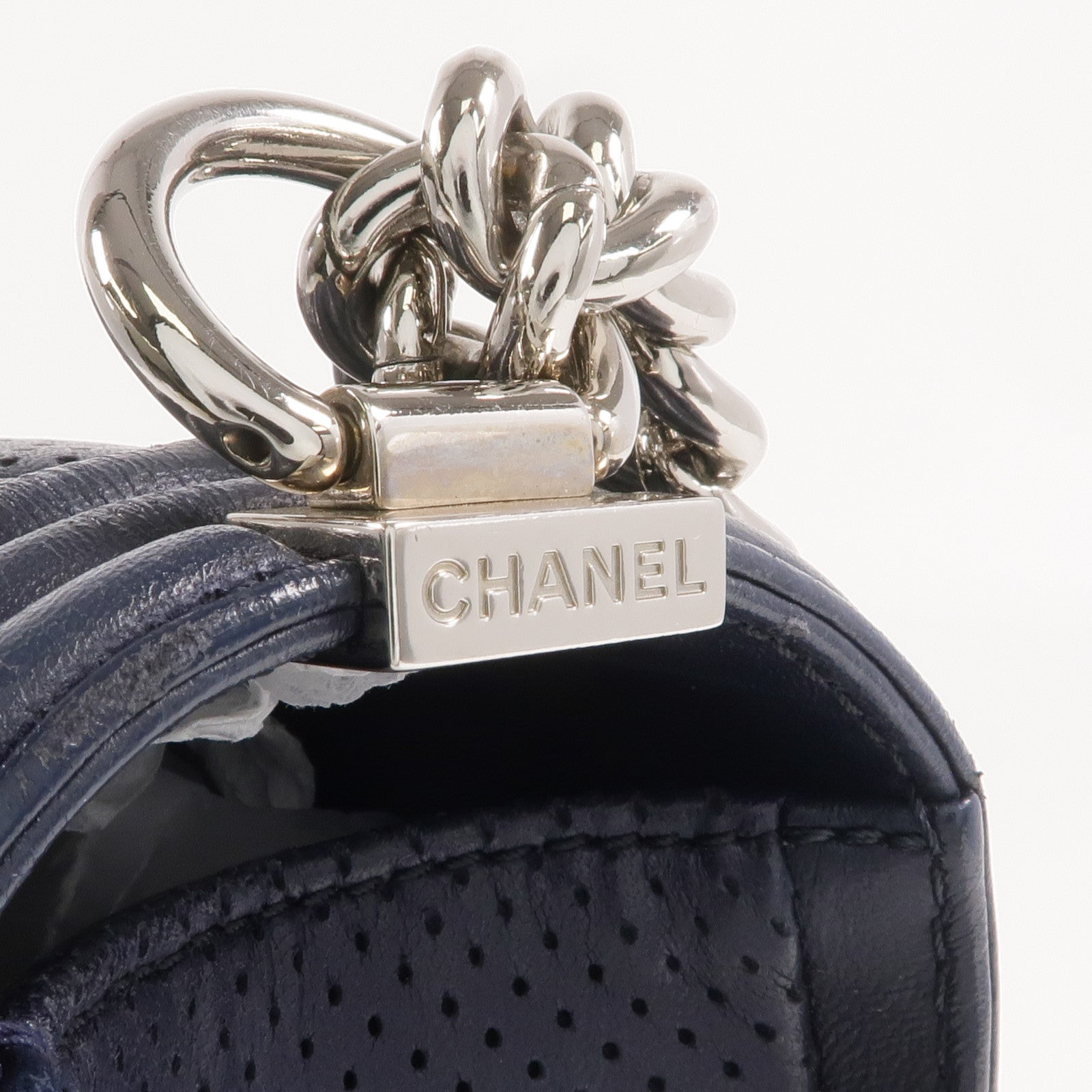 CHANEL 羊皮皮革Boy 28銀扣鏈帶肩背袋