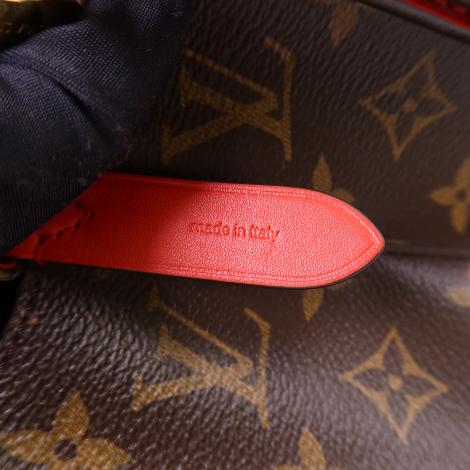 LOUIS VUITTON Monogram Neo Noe Bucket Bag金扣肩背袋Coquelicot