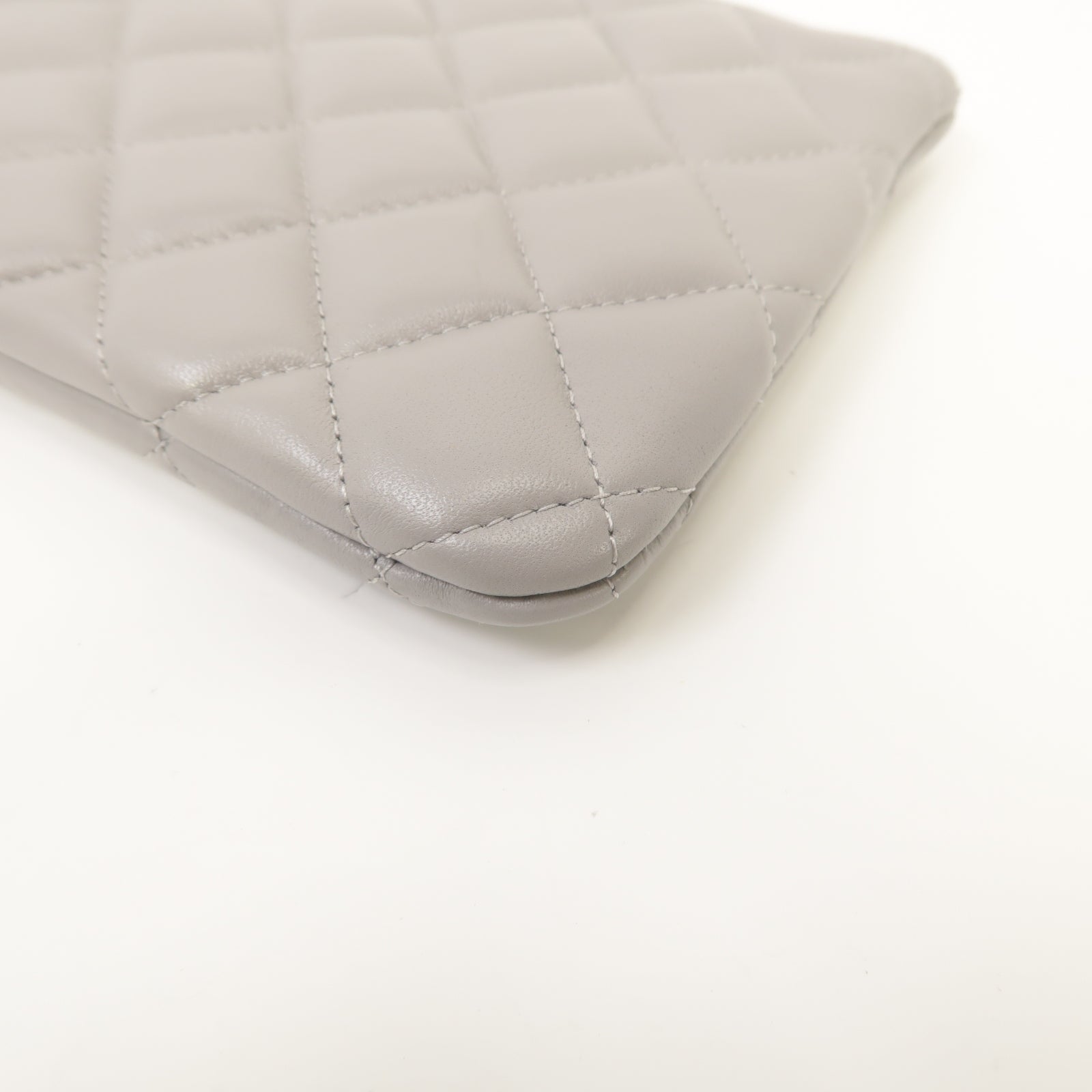 CHANEL 菱格羊皮皮革Clutch Bag銀扣手拿包灰色