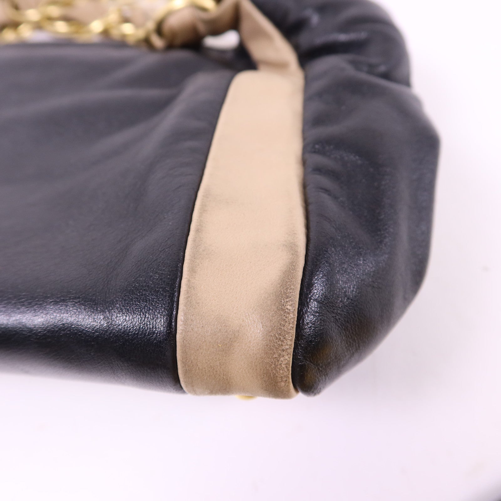 CHANEL 羊皮皮革Shoulder Bag金扣肩背袋