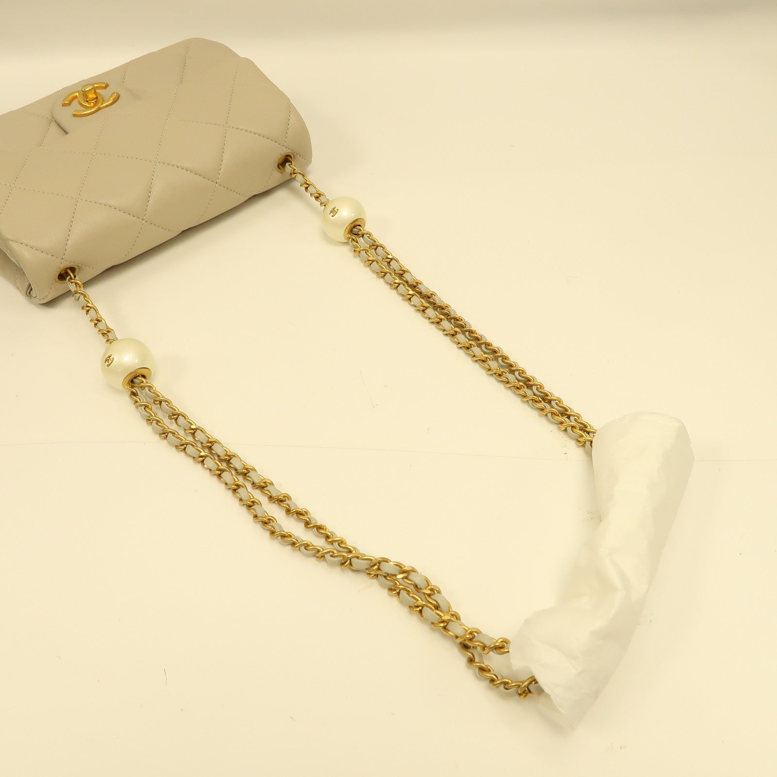 CHANEL 菱格羊皮皮革Chain Shoulder金扣鏈帶肩背袋灰色