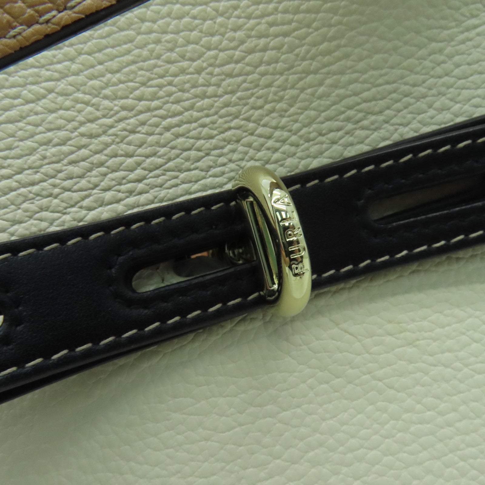 Furla 牛皮皮革Margherita金扣手挽袋白色/米色