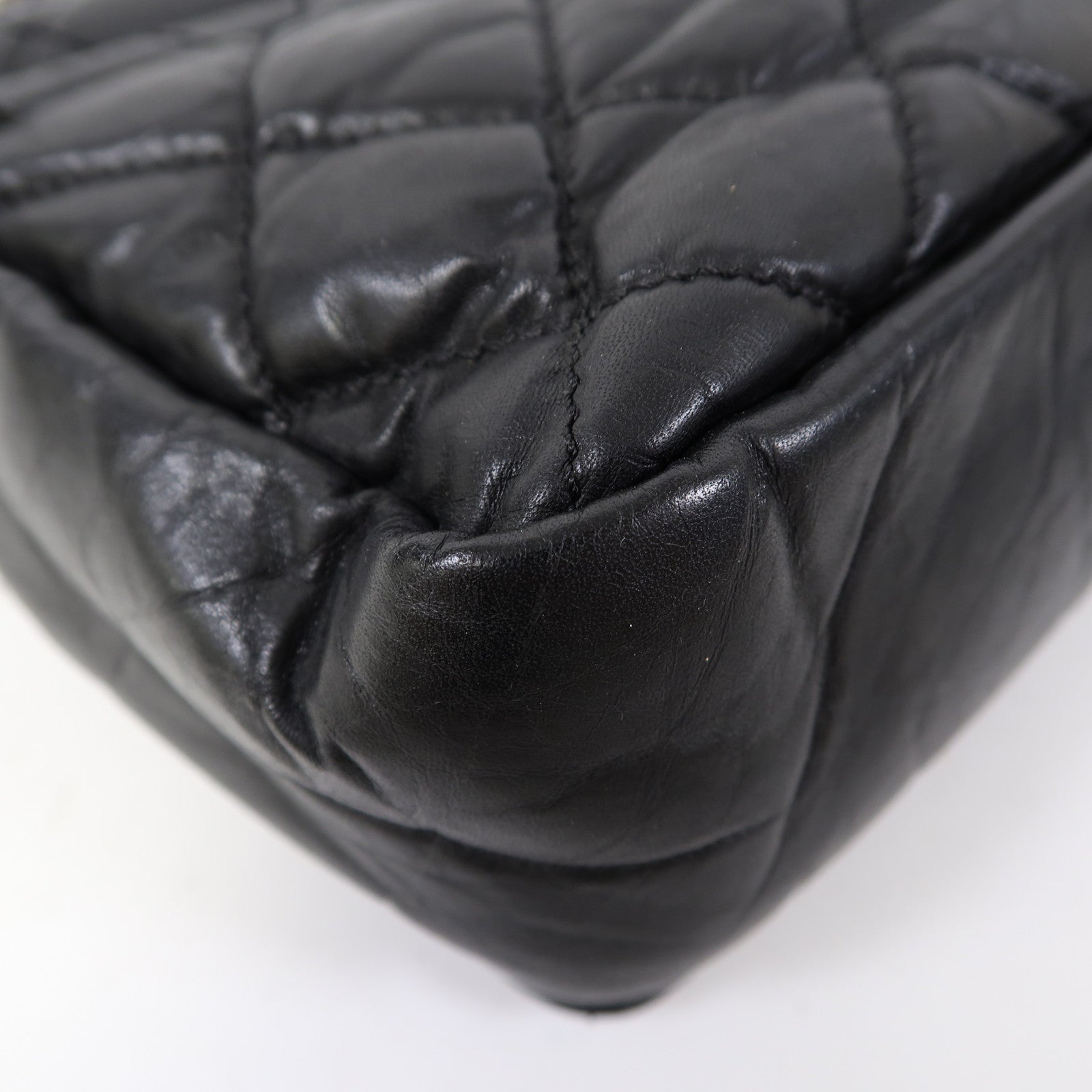 CHANEL 菱格牛皮皮革Chain Shoulder金扣鏈帶肩背袋黑色