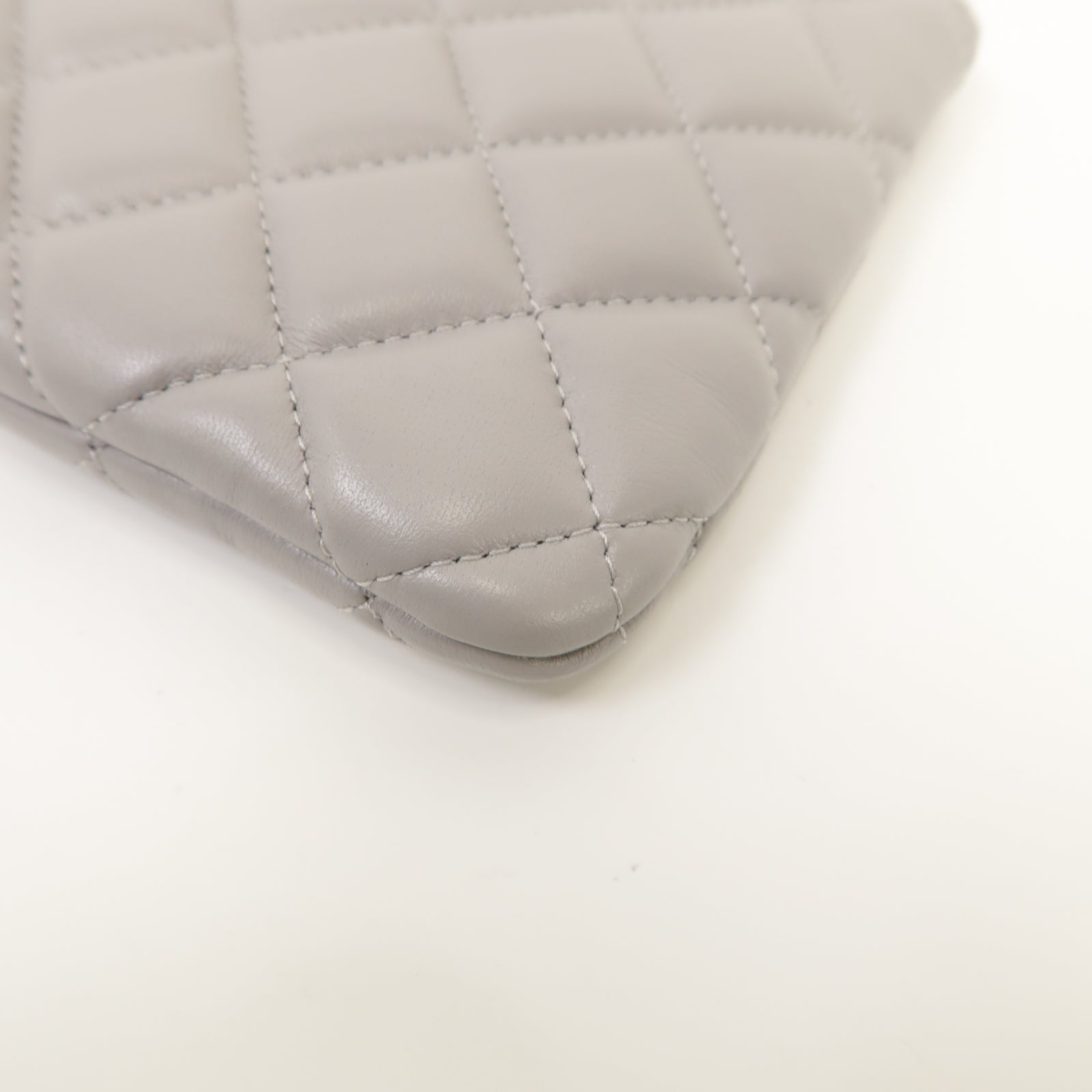 CHANEL 菱格羊皮皮革Clutch Bag銀扣手拿包灰色
