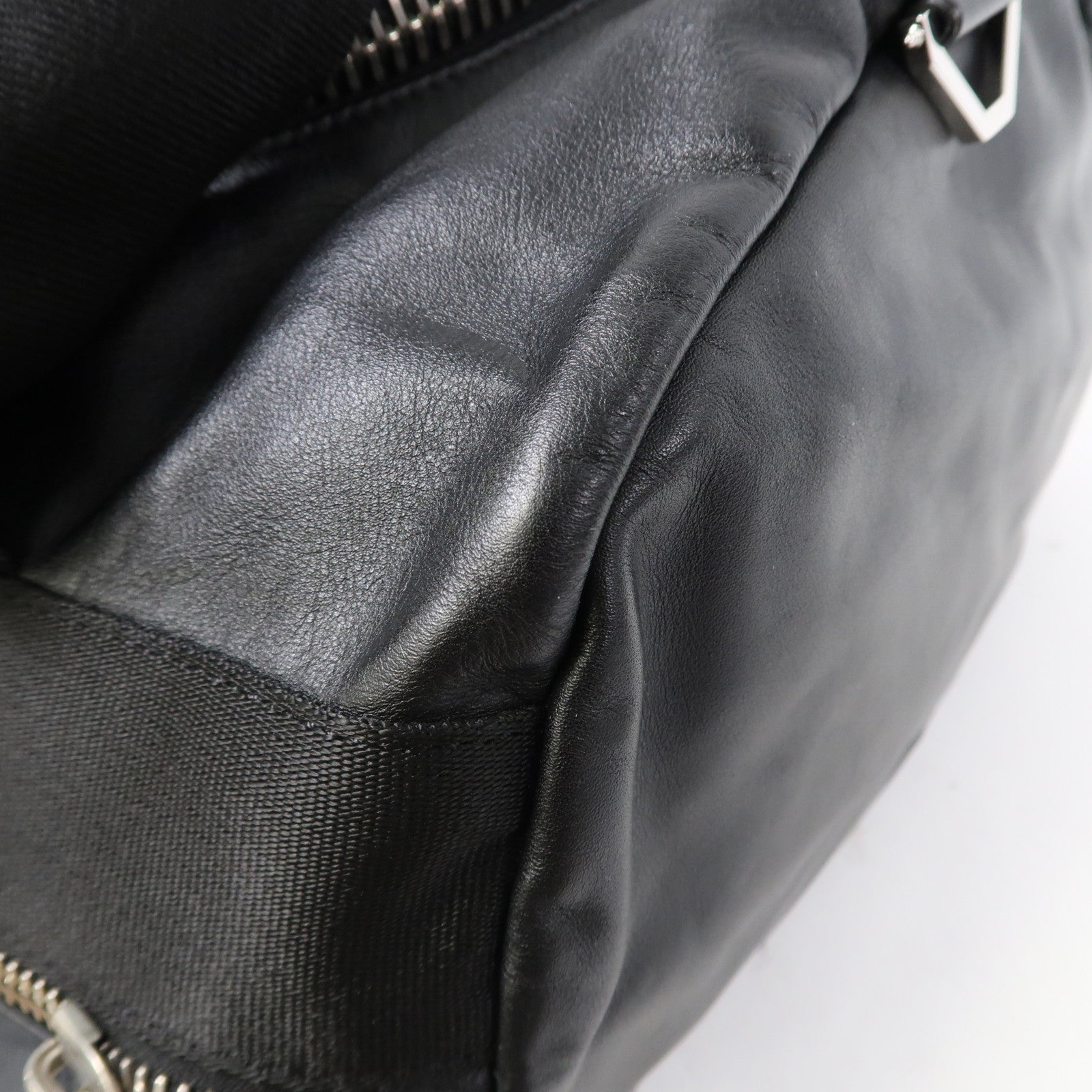 GIVENCHY 【激減優惠】羊皮皮革2 Way Star Backpack銀扣背包黑色