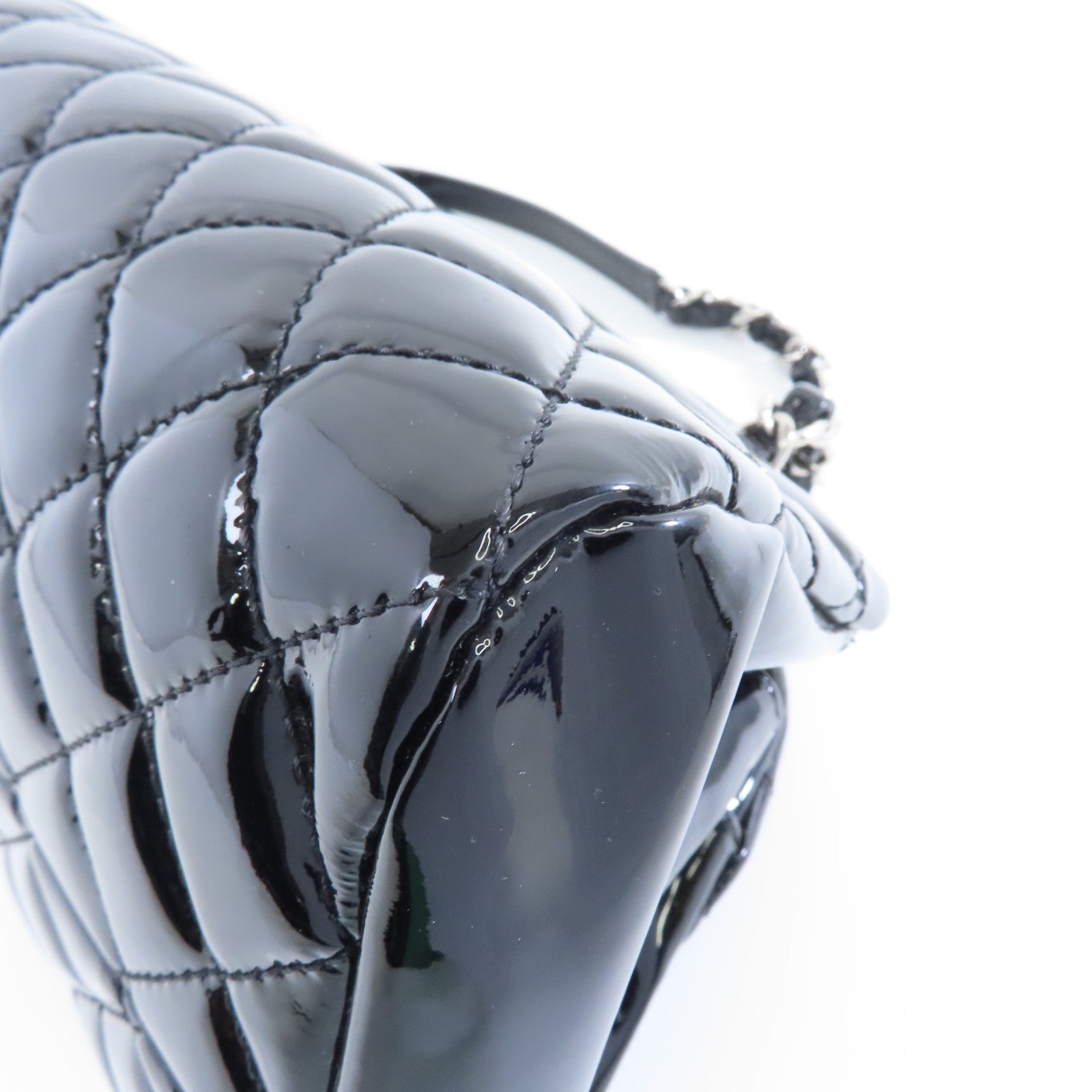 CHANEL 【激減優惠】菱格漆皮皮革Chain Shoulder銀扣鏈帶肩背袋黑色