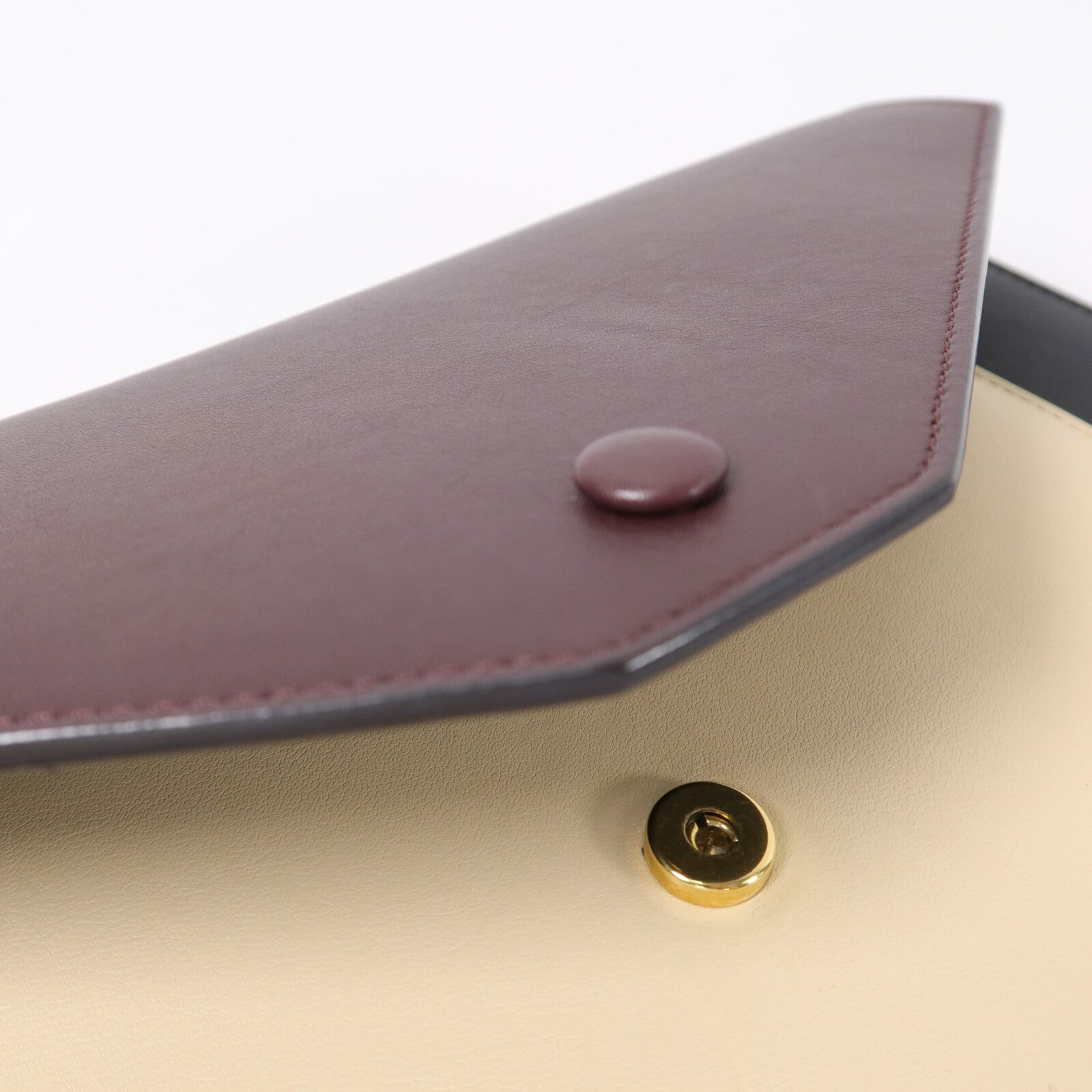 CELINE 牛皮皮革Pocket Envelope WOC鏈帶肩背袋