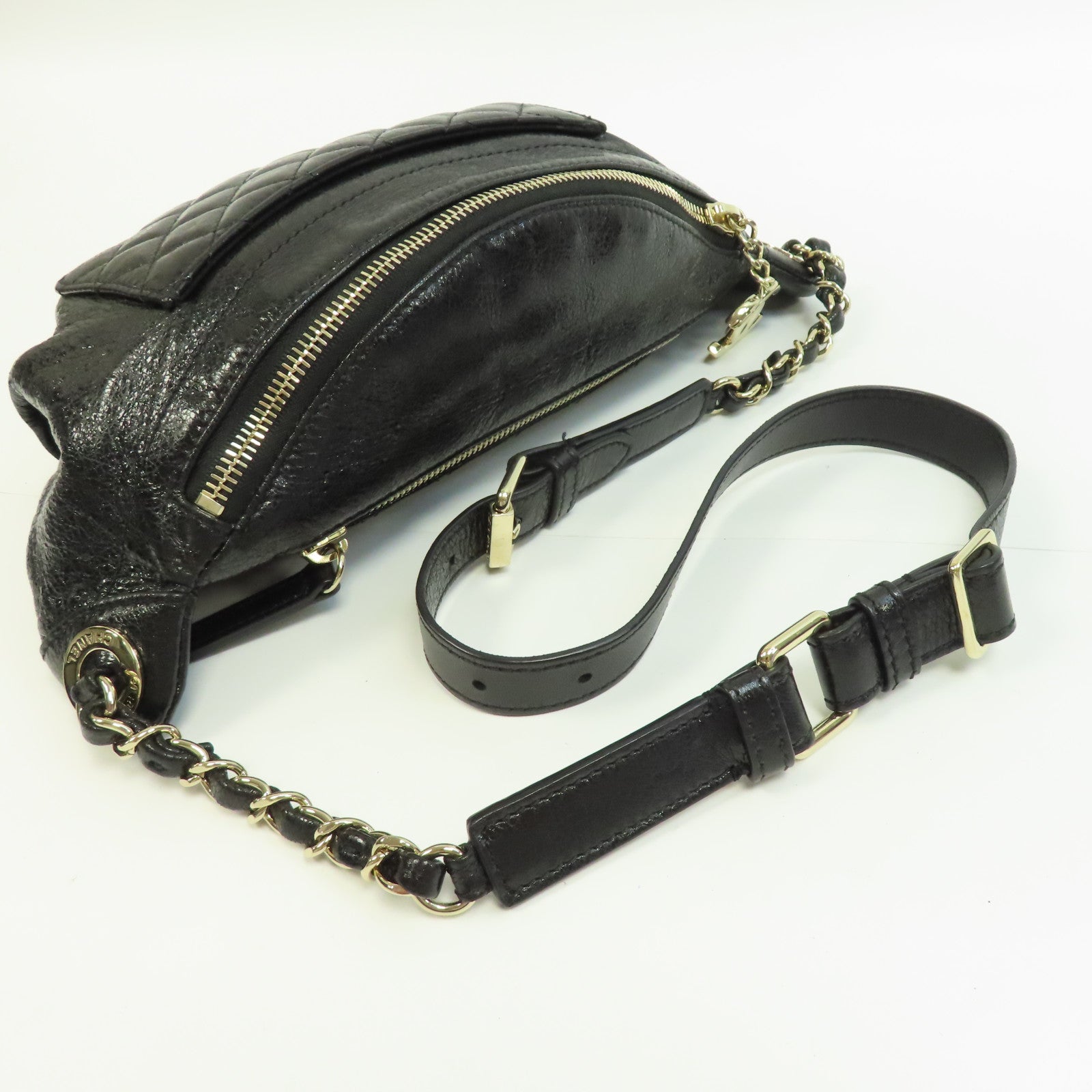 CHANEL 菱格牛皮皮革Waist Bag金扣鏈帶肩背袋黑色