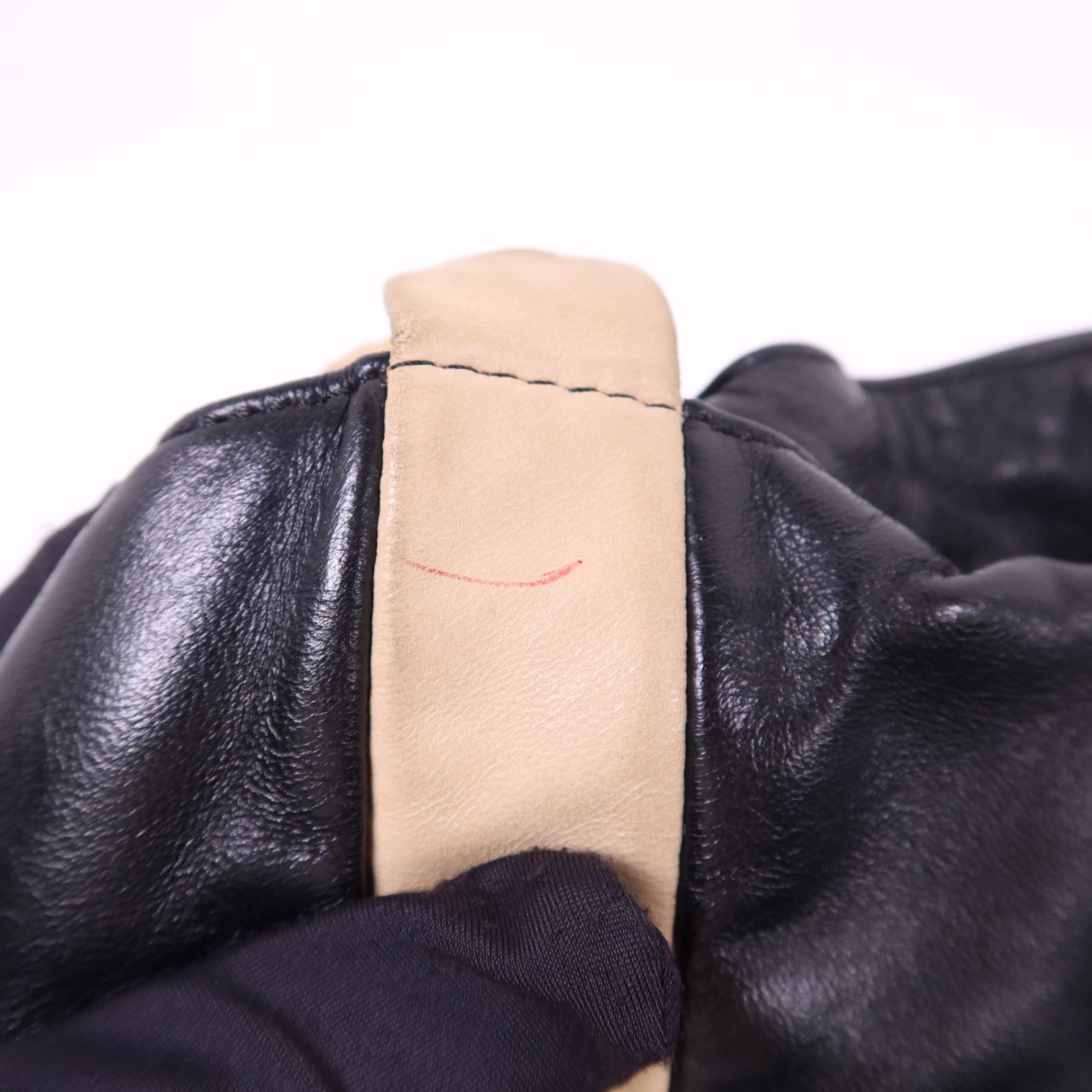 CHANEL 羊皮皮革Shoulder Bag金扣肩背袋