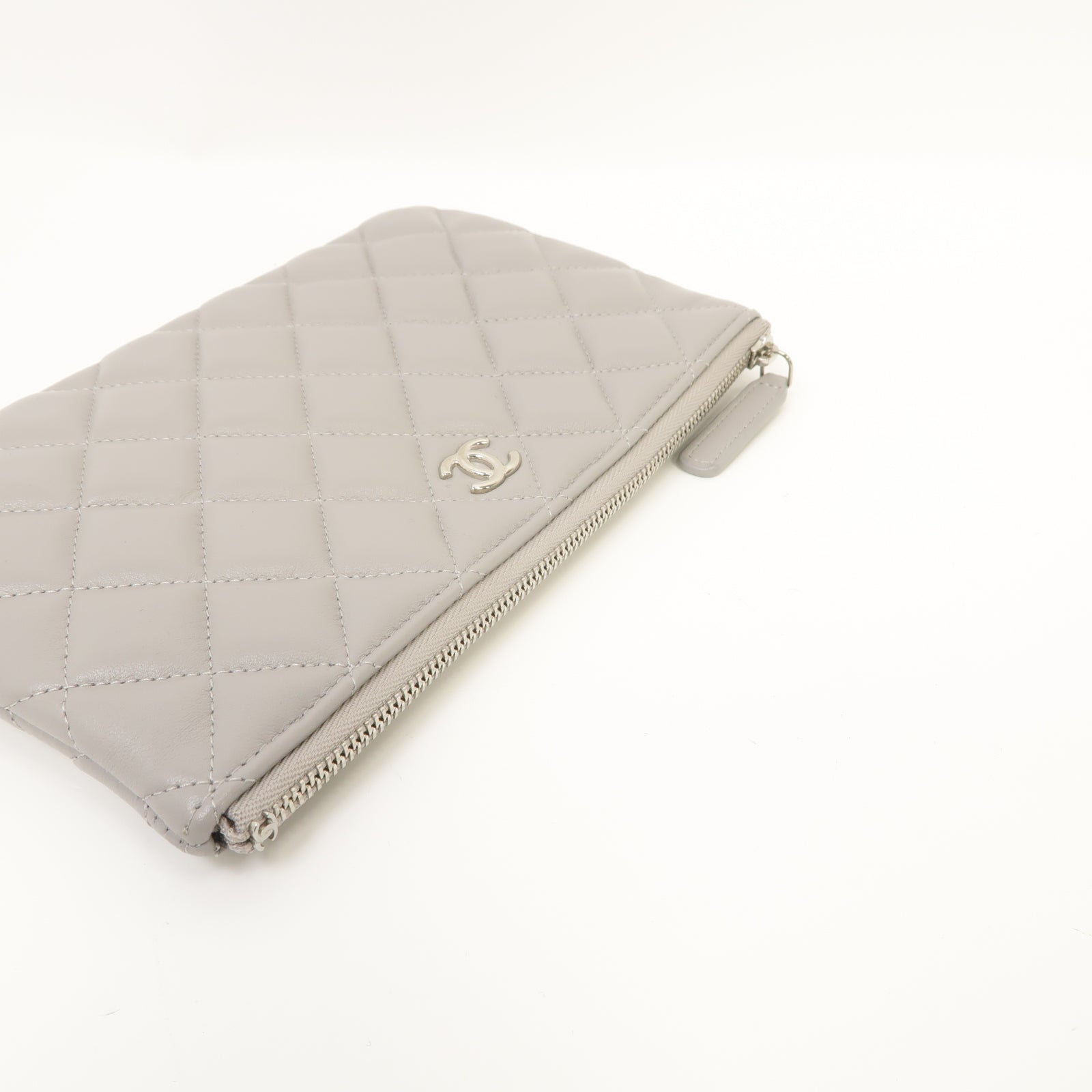CHANEL 菱格羊皮皮革Clutch Bag銀扣手拿包灰色