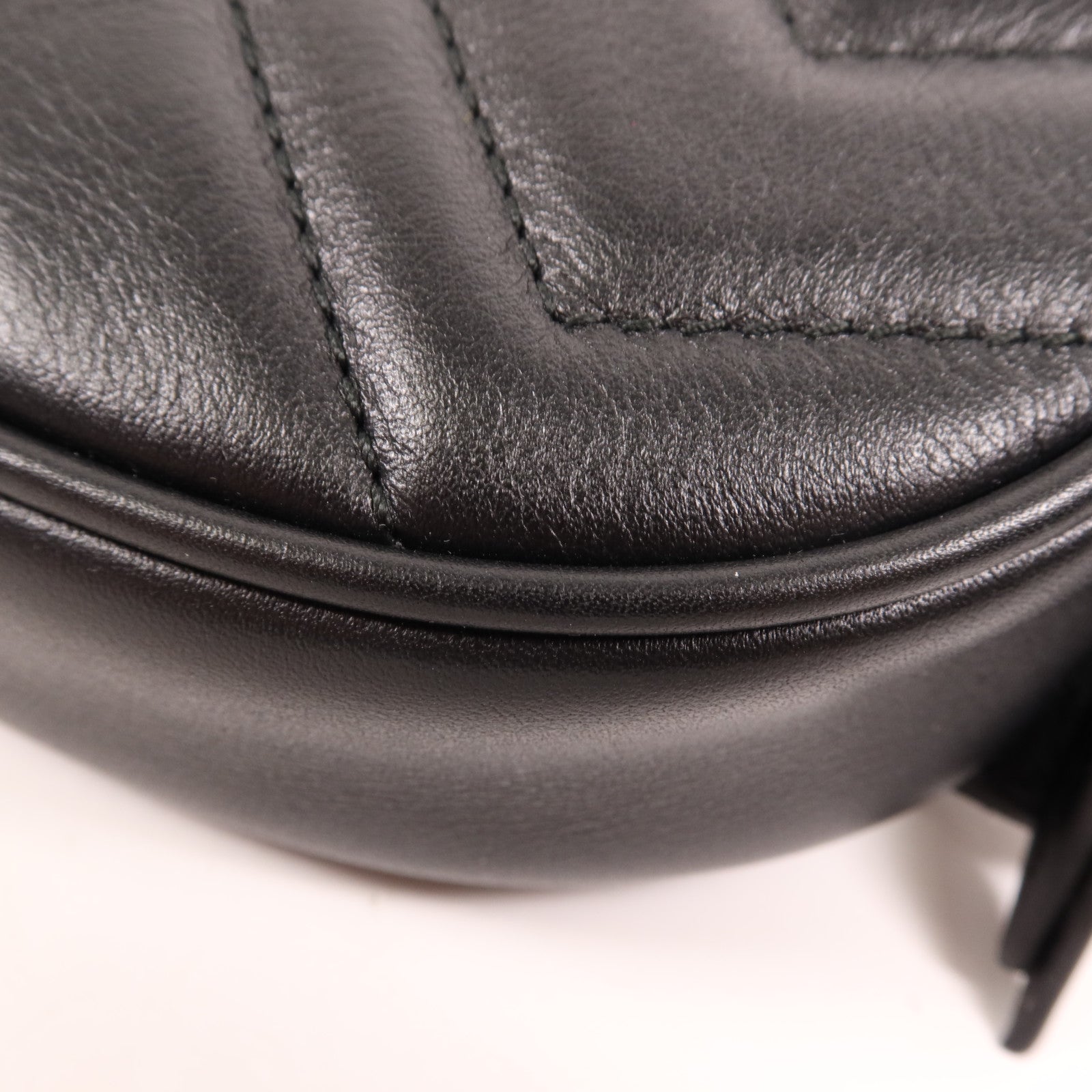 GUCCI 牛皮皮革GG Marmont Waist金扣腰包