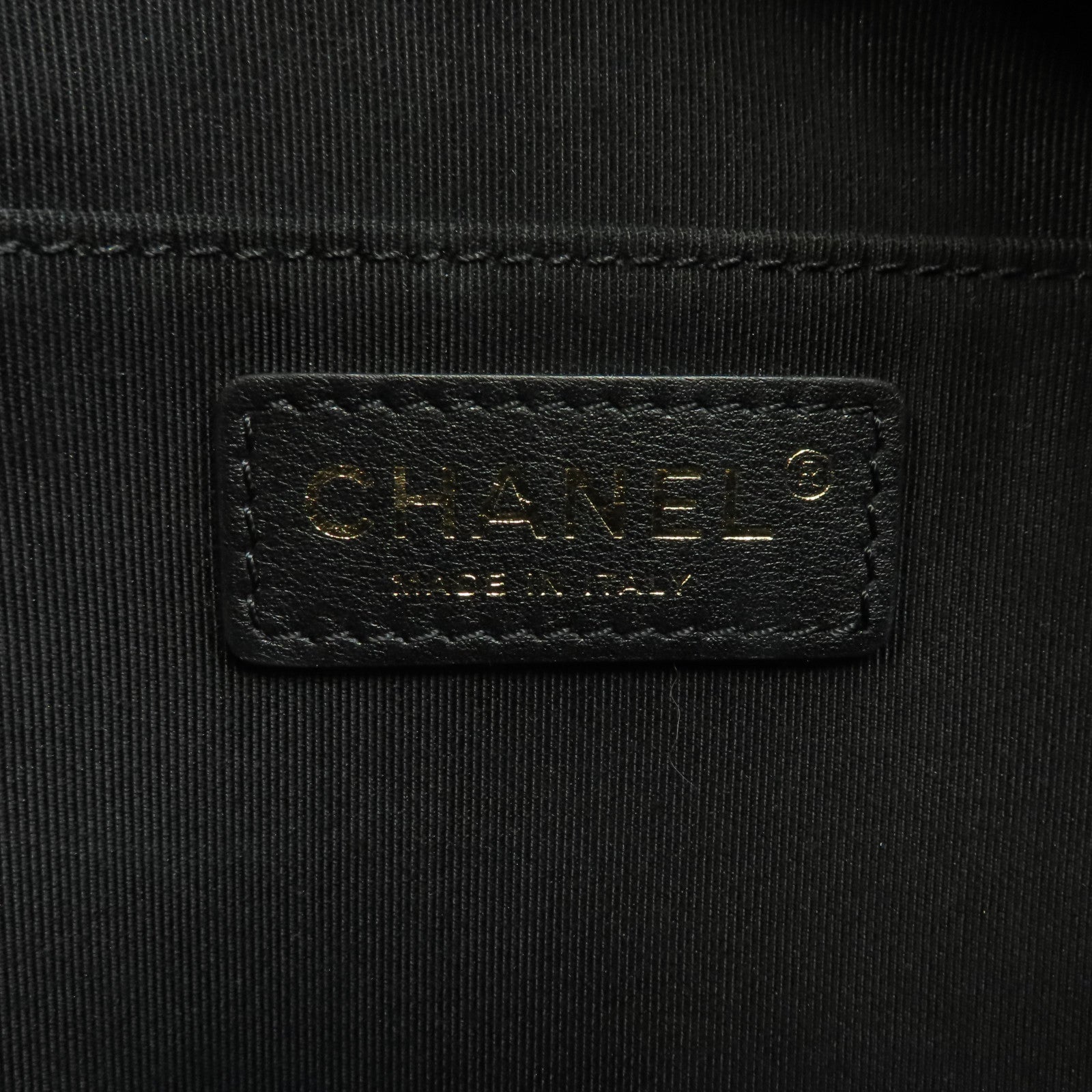 CHANEL 菱格牛皮皮革Waist Bag金扣鏈帶肩背袋黑色