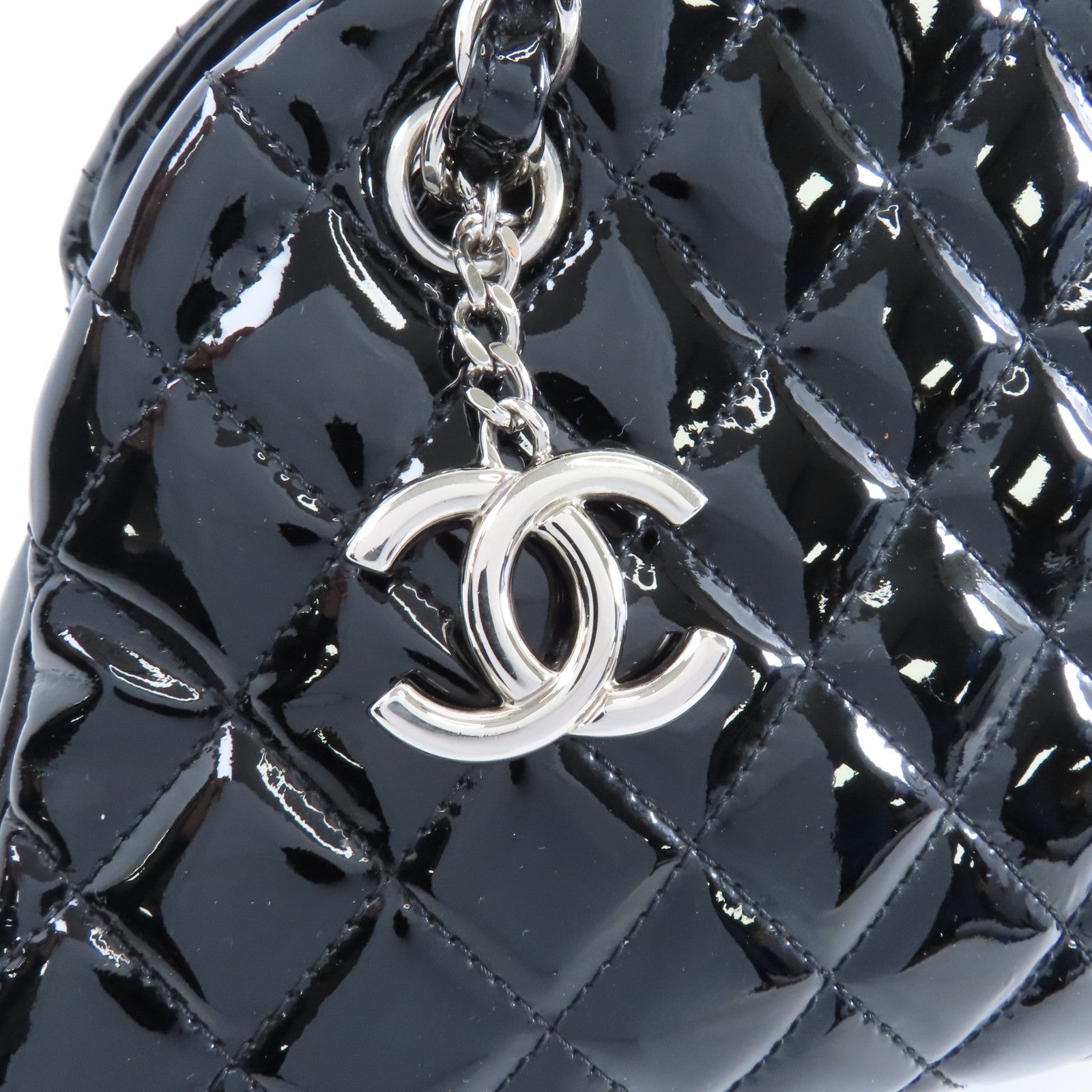 CHANEL 【激減優惠】菱格漆皮皮革Chain Shoulder銀扣鏈帶肩背袋黑色