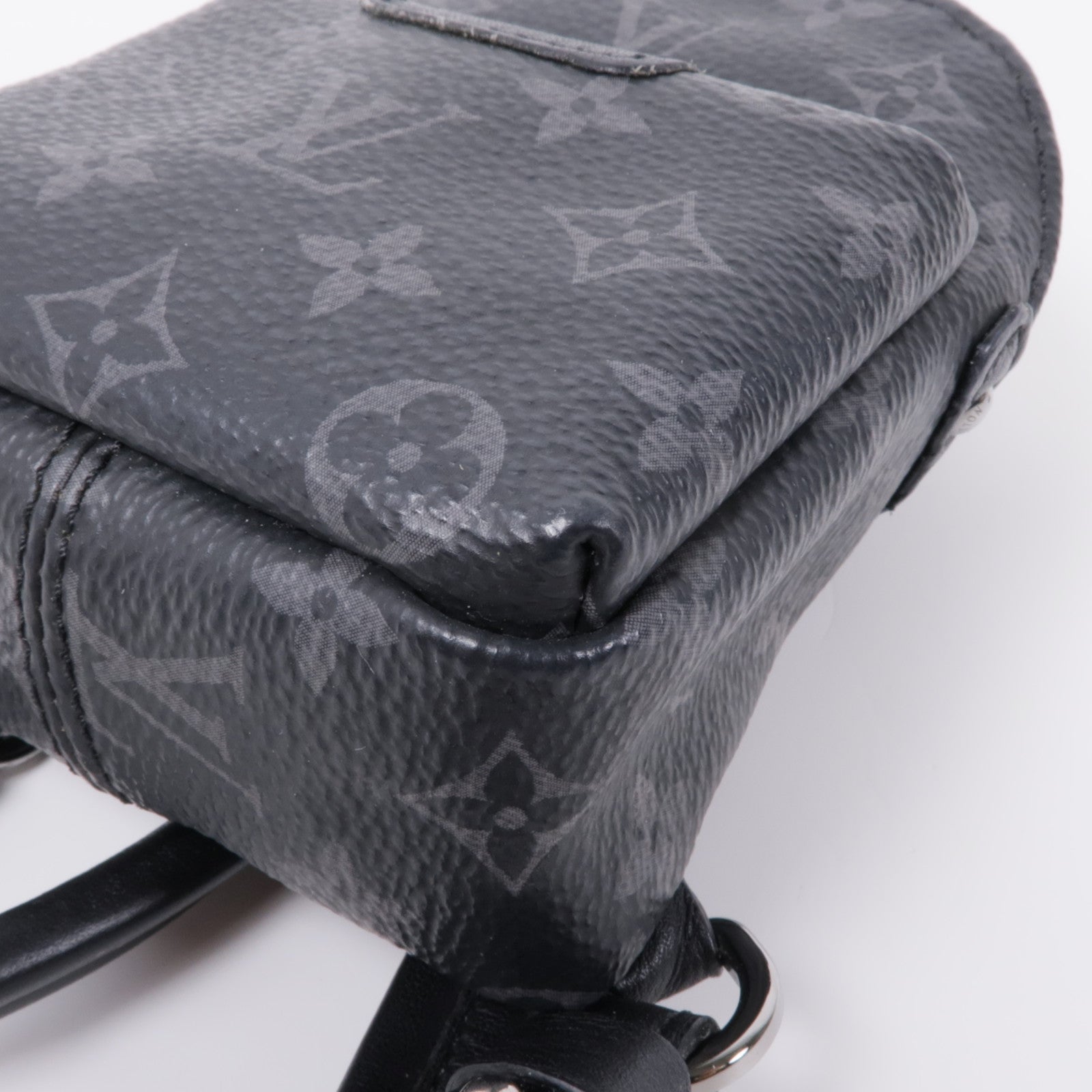 LOUIS VUITTON Monogram Eclipse Charm銀扣零錢包