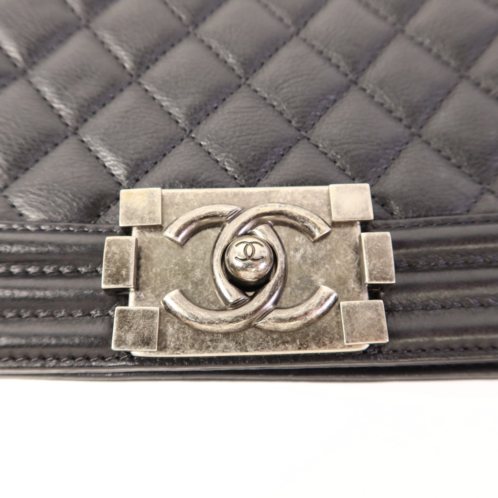 CHANEL 牛皮皮革Boy 25鏈帶肩背袋