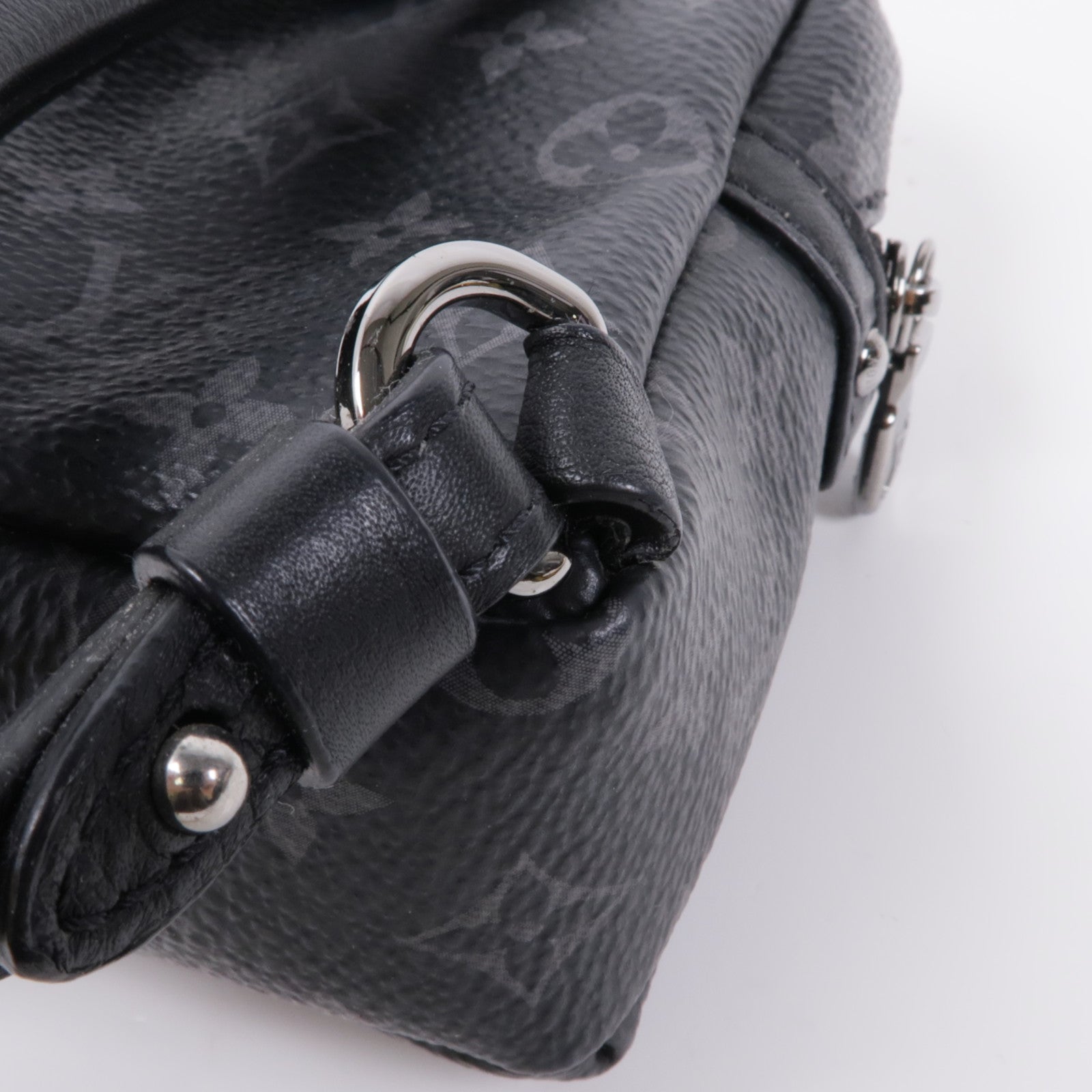 LOUIS VUITTON Monogram Eclipse Charm銀扣零錢包