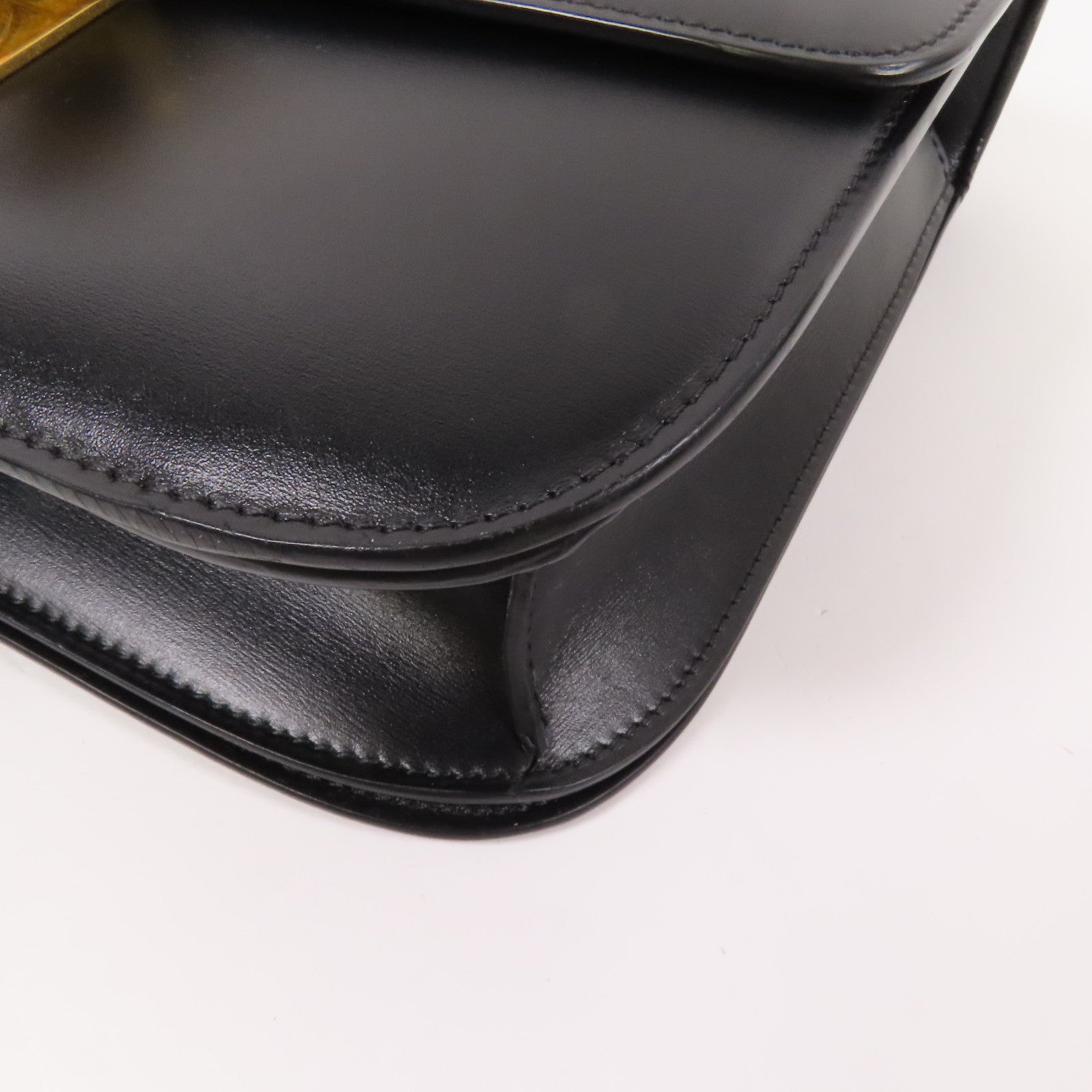 CELINE 牛皮皮革Classic Box金扣肩背袋