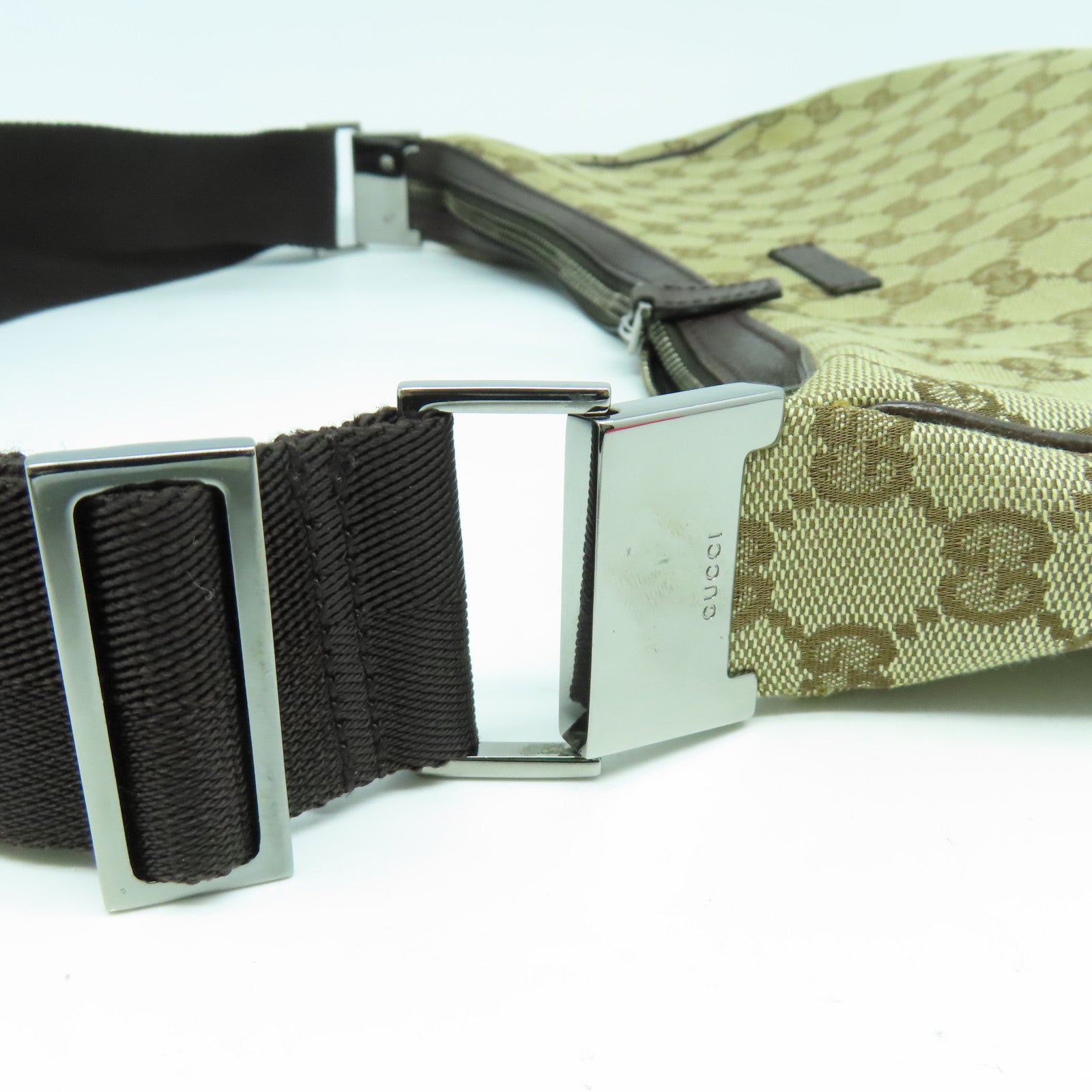 GUCCI GG帆布Shoulder Bag銀扣肩背袋啡色