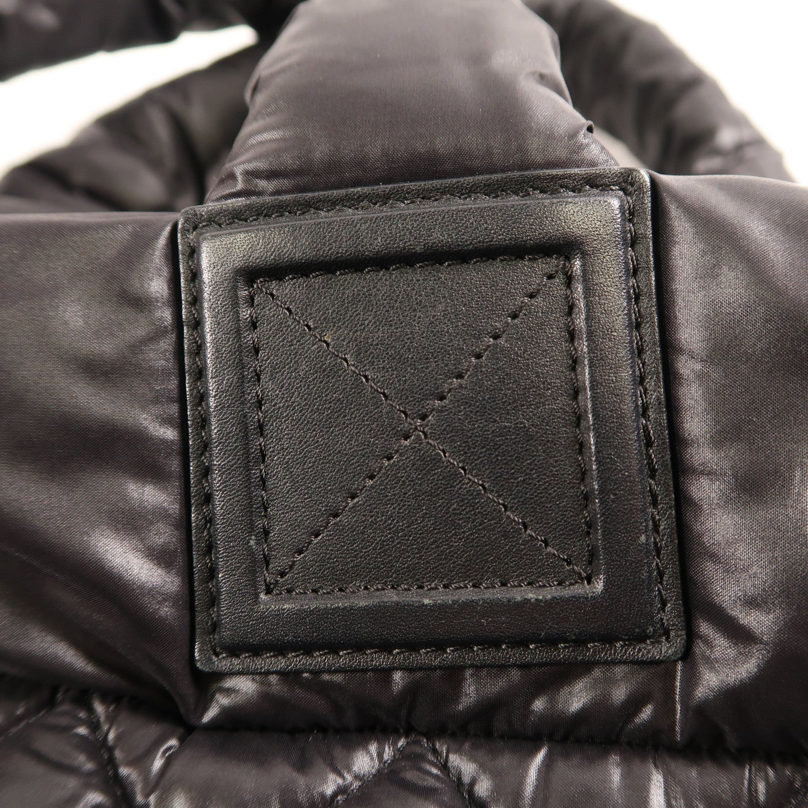 CHANEL 尼龍Coco Cocoon銀扣手挽袋