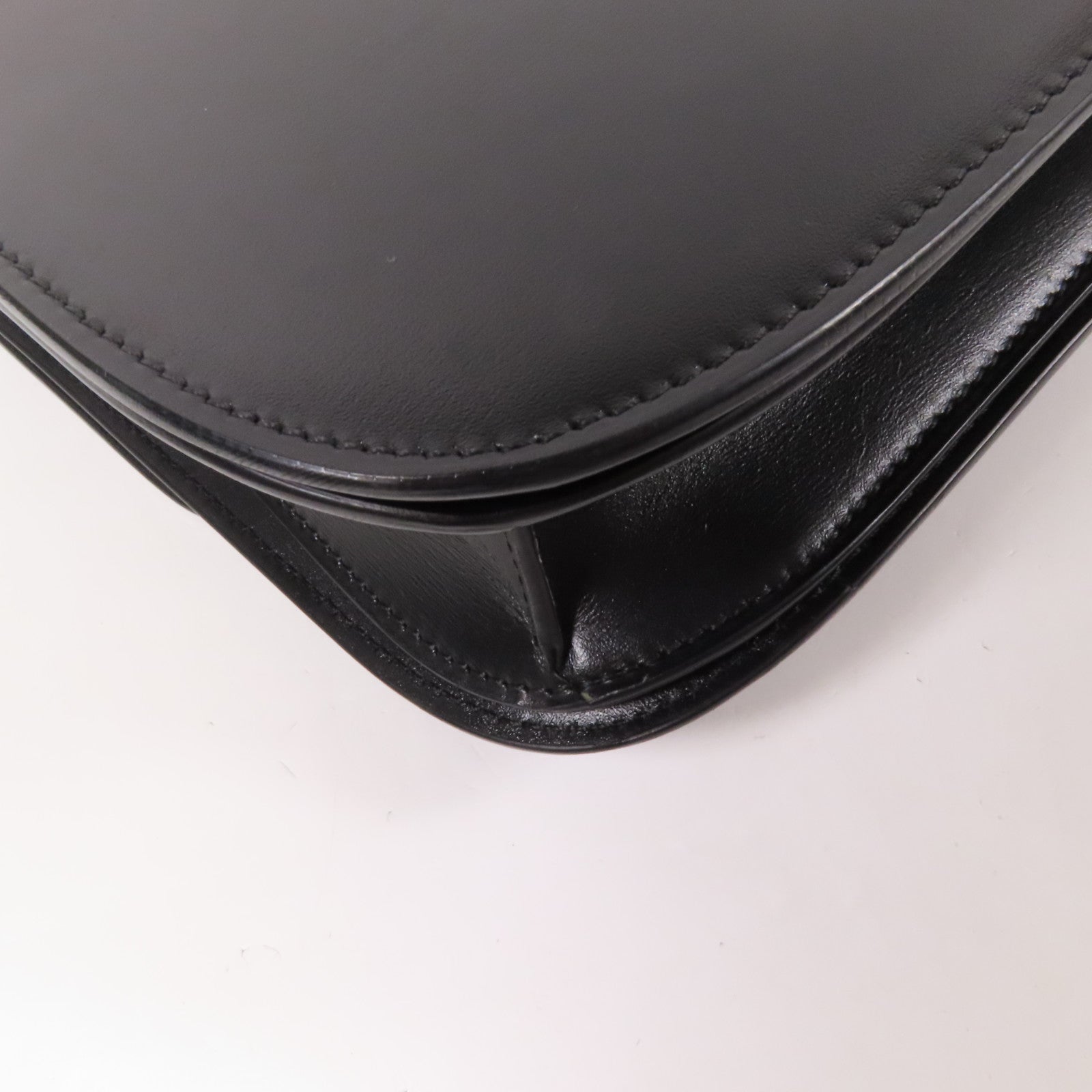 CELINE 牛皮皮革Classic Box金扣肩背袋