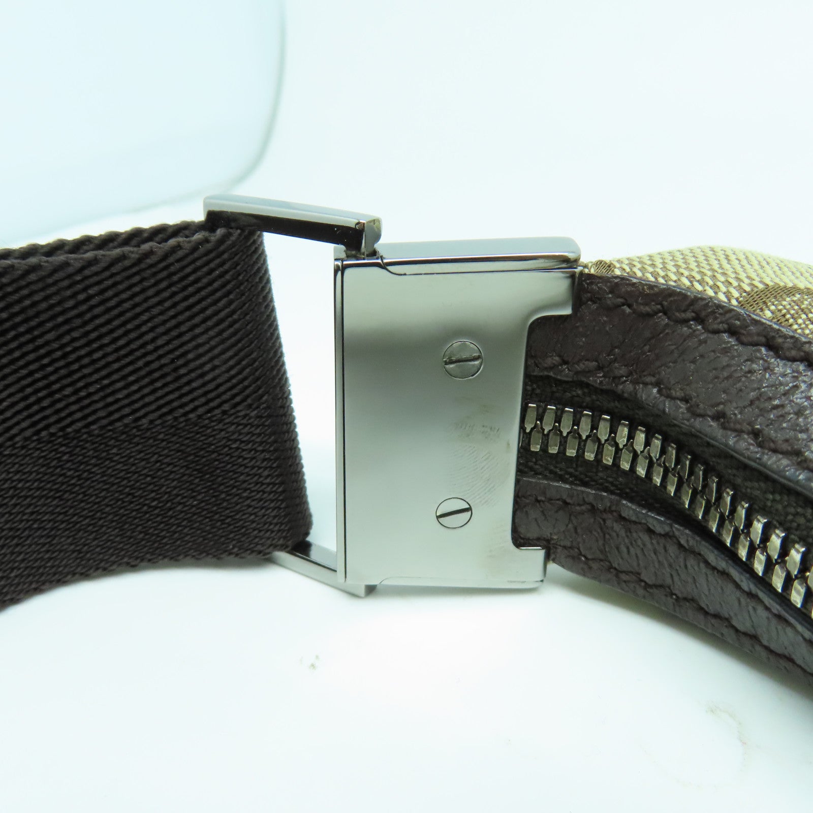 GUCCI GG帆布Shoulder Bag銀扣肩背袋啡色