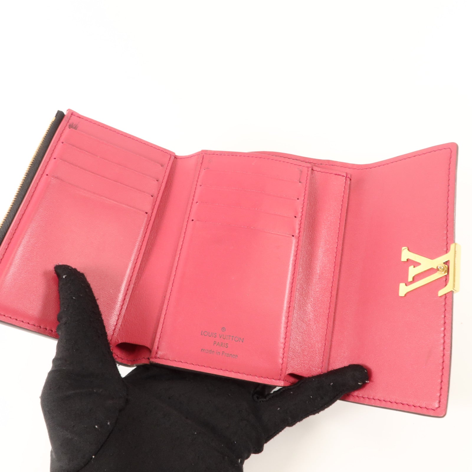 LOUIS VUITTON 牛皮皮革Capucines Compact金扣錢包