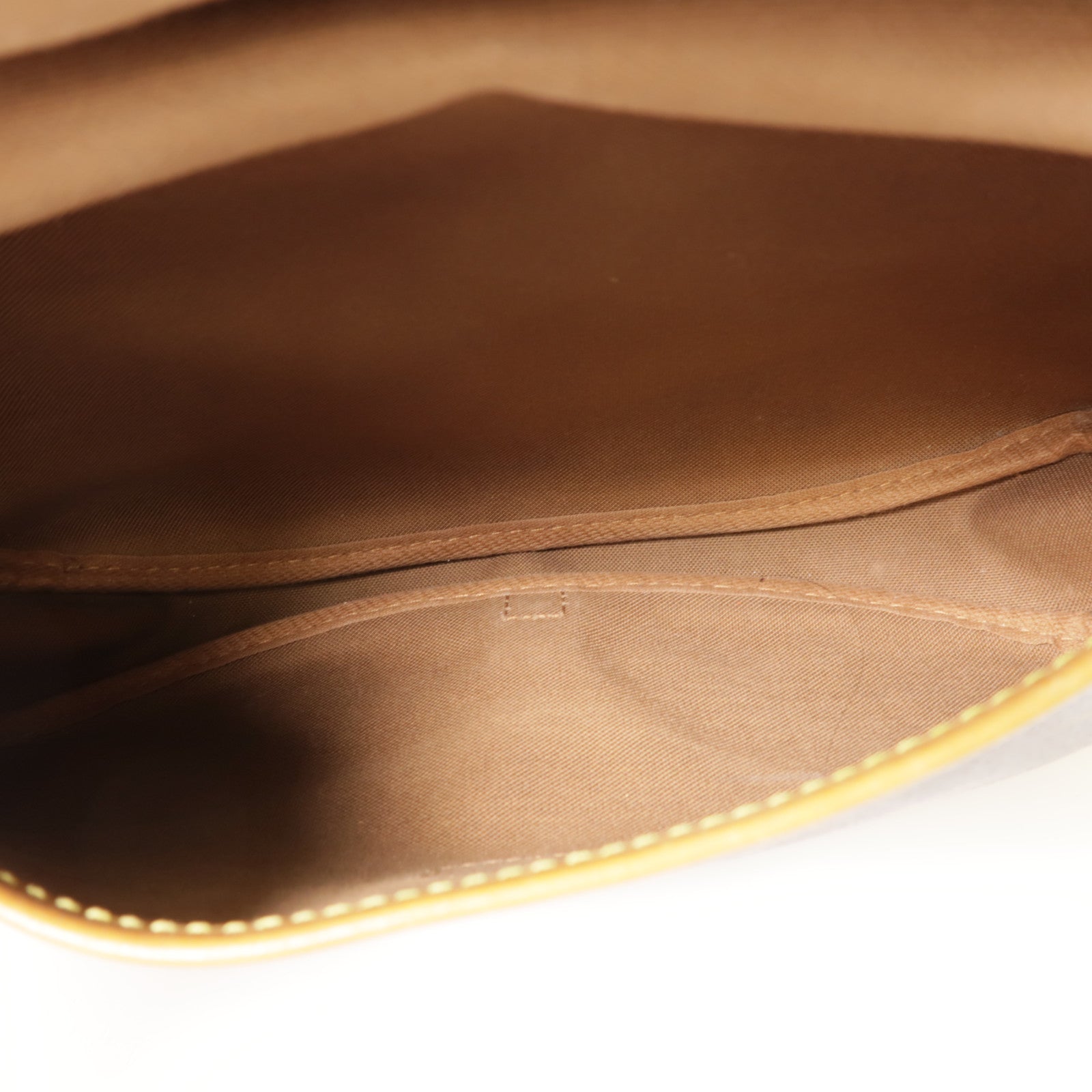 LOUIS VUITTON Monogram Saumur 30金扣肩背袋棕色