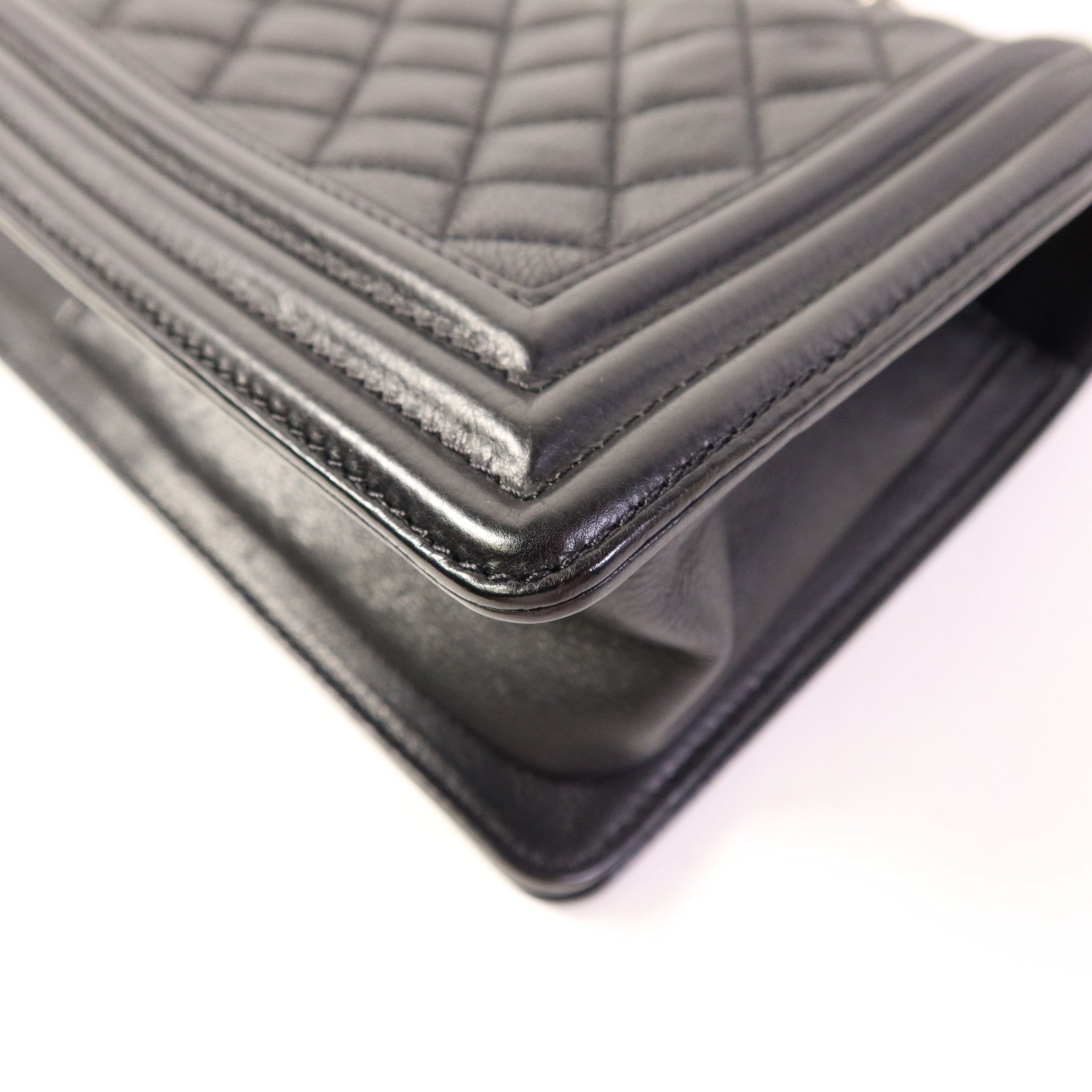 CHANEL 牛皮皮革Boy 25鏈帶肩背袋