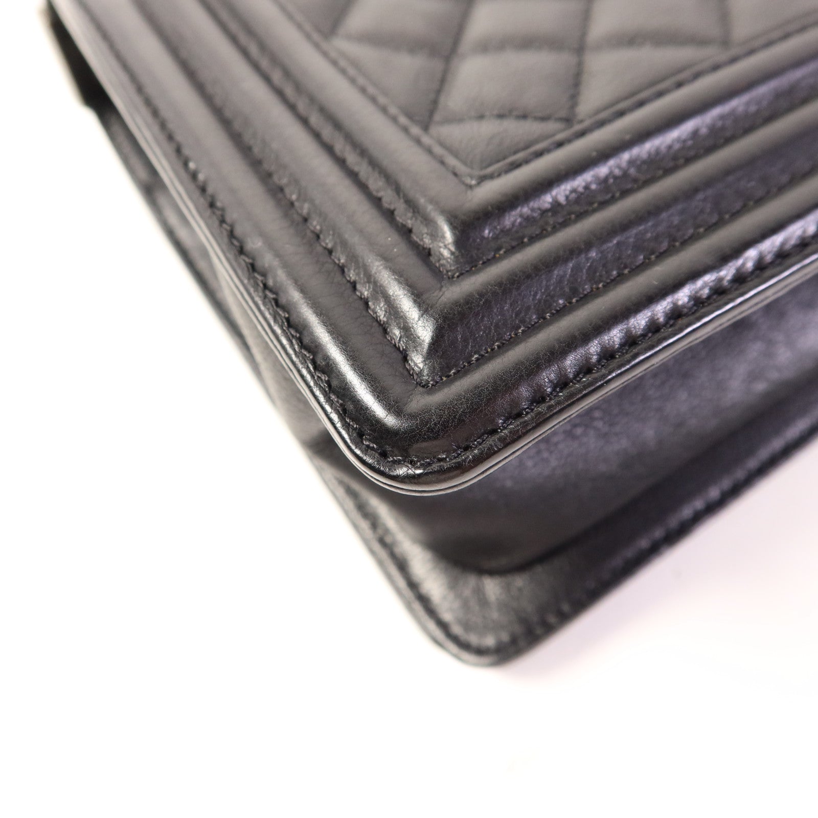 CHANEL 牛皮皮革Boy 25鏈帶肩背袋