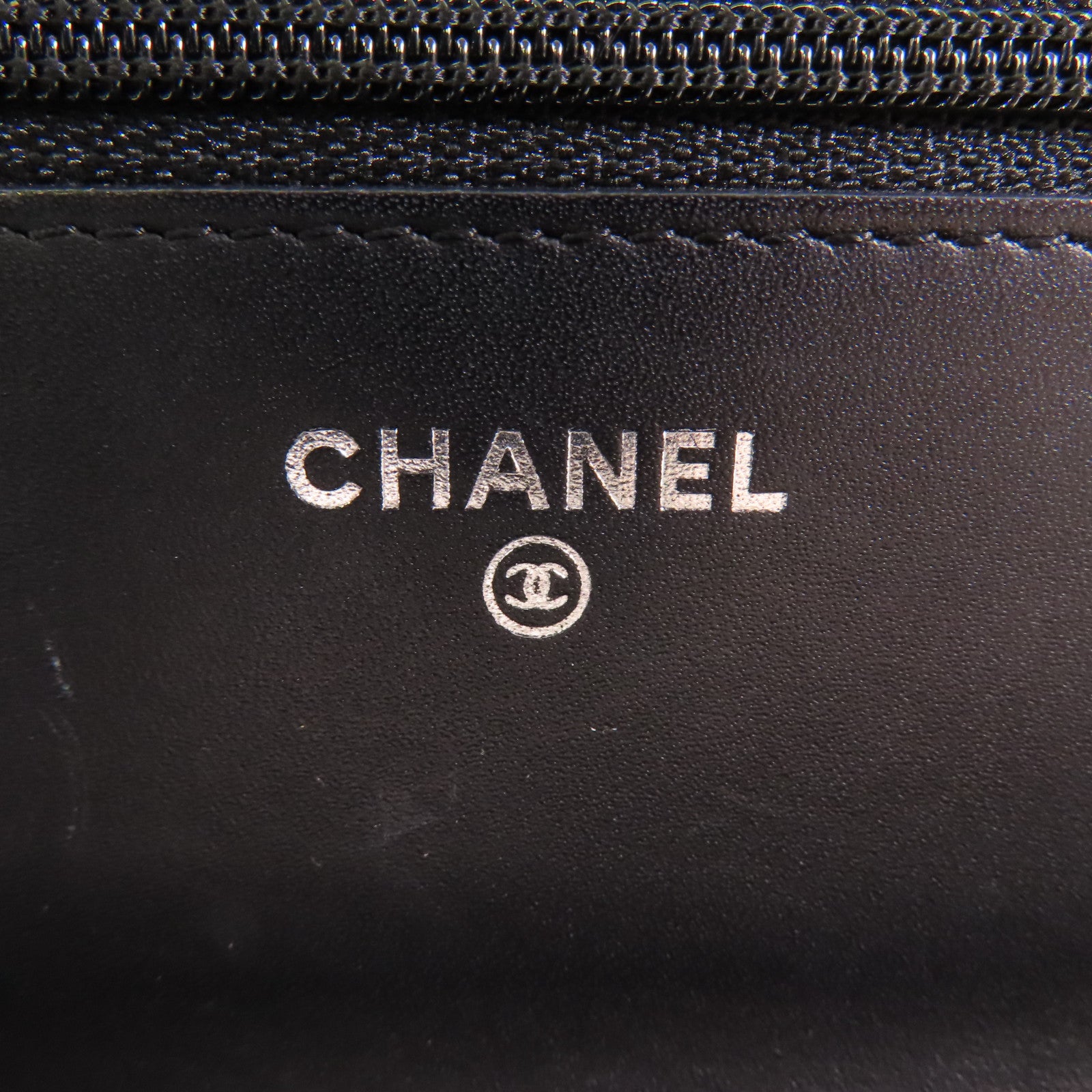 CHANEL 漆皮皮革WOC Wallet On Chain銀扣肩背袋
