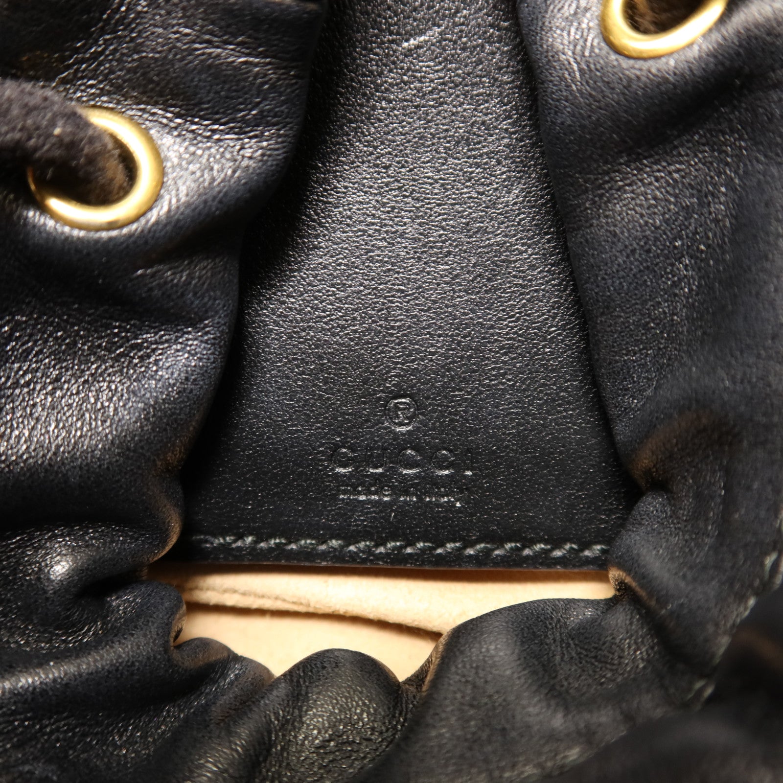 GUCCI 【激減優惠】牛皮皮革GG Marmont Bucket金扣鏈帶肩背袋