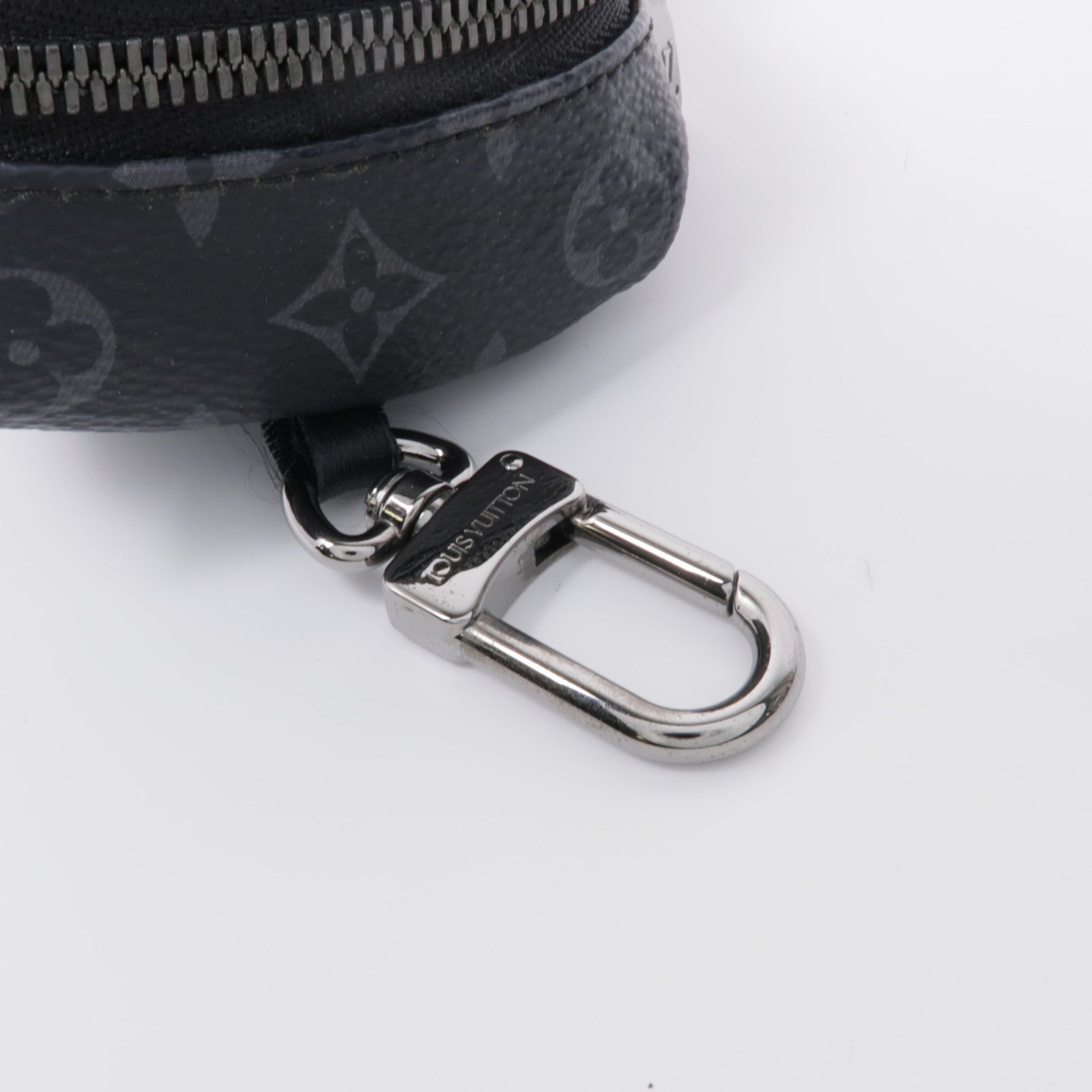 LOUIS VUITTON Monogram Eclipse Charm銀扣零錢包