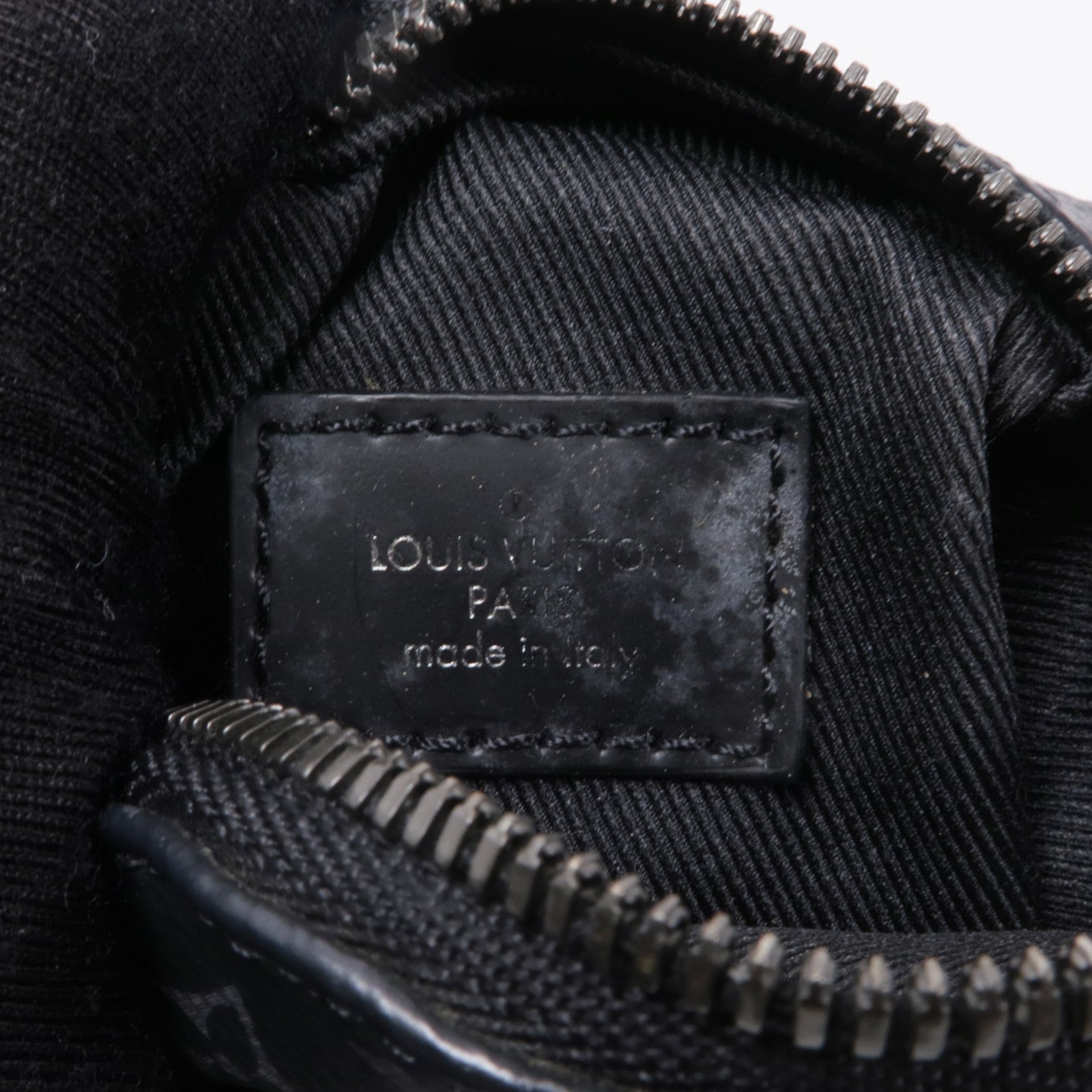 LOUIS VUITTON Monogram Eclipse Charm銀扣零錢包