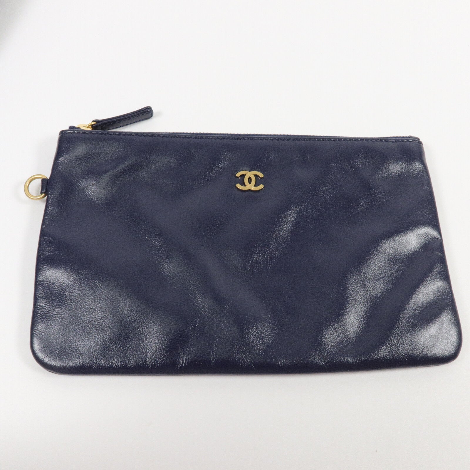 CHANEL 牛皮皮革Chanel 22 Medium鏈帶肩背袋