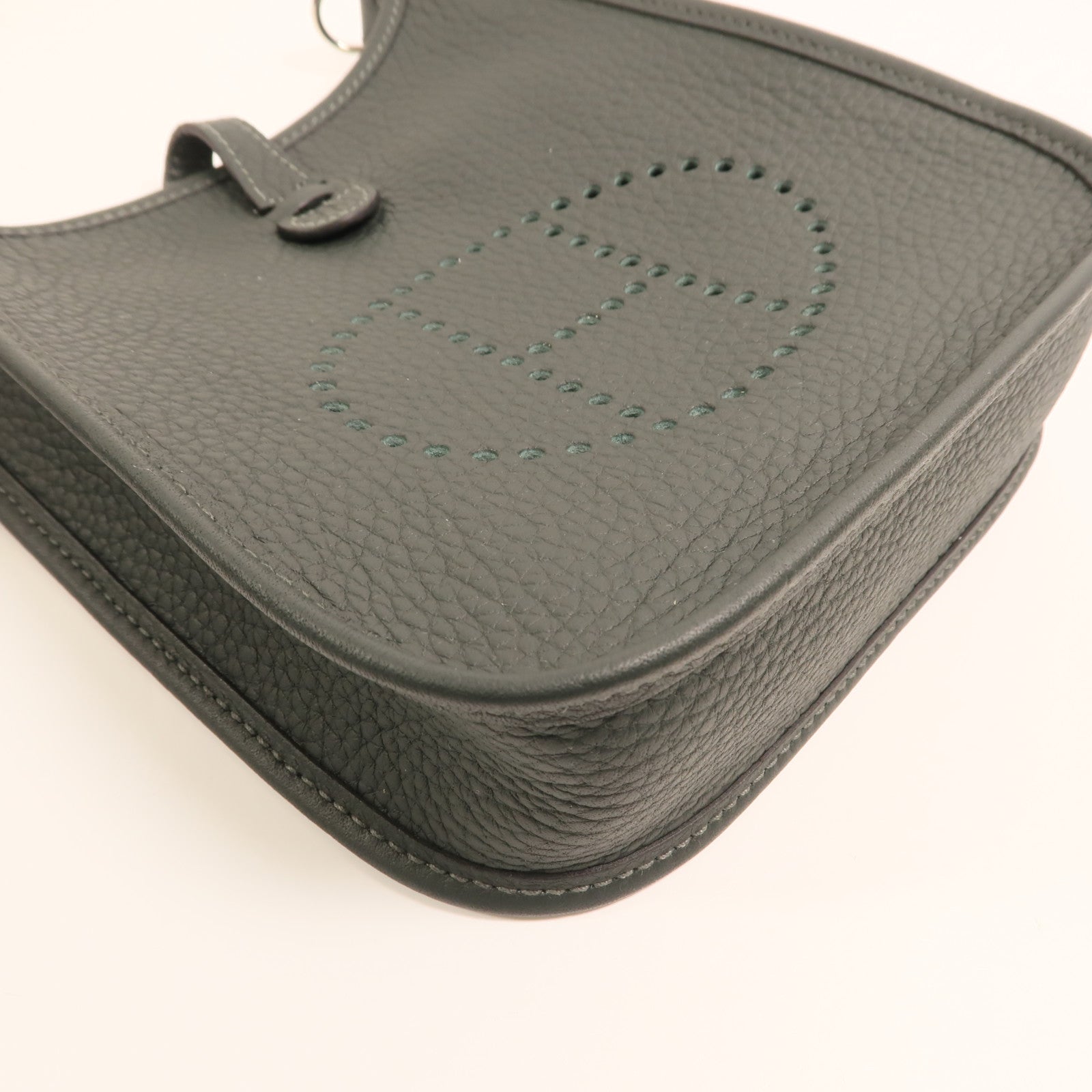 HERMES Clemence皮革Evelyne TPM銀扣肩背袋Vert Fonce