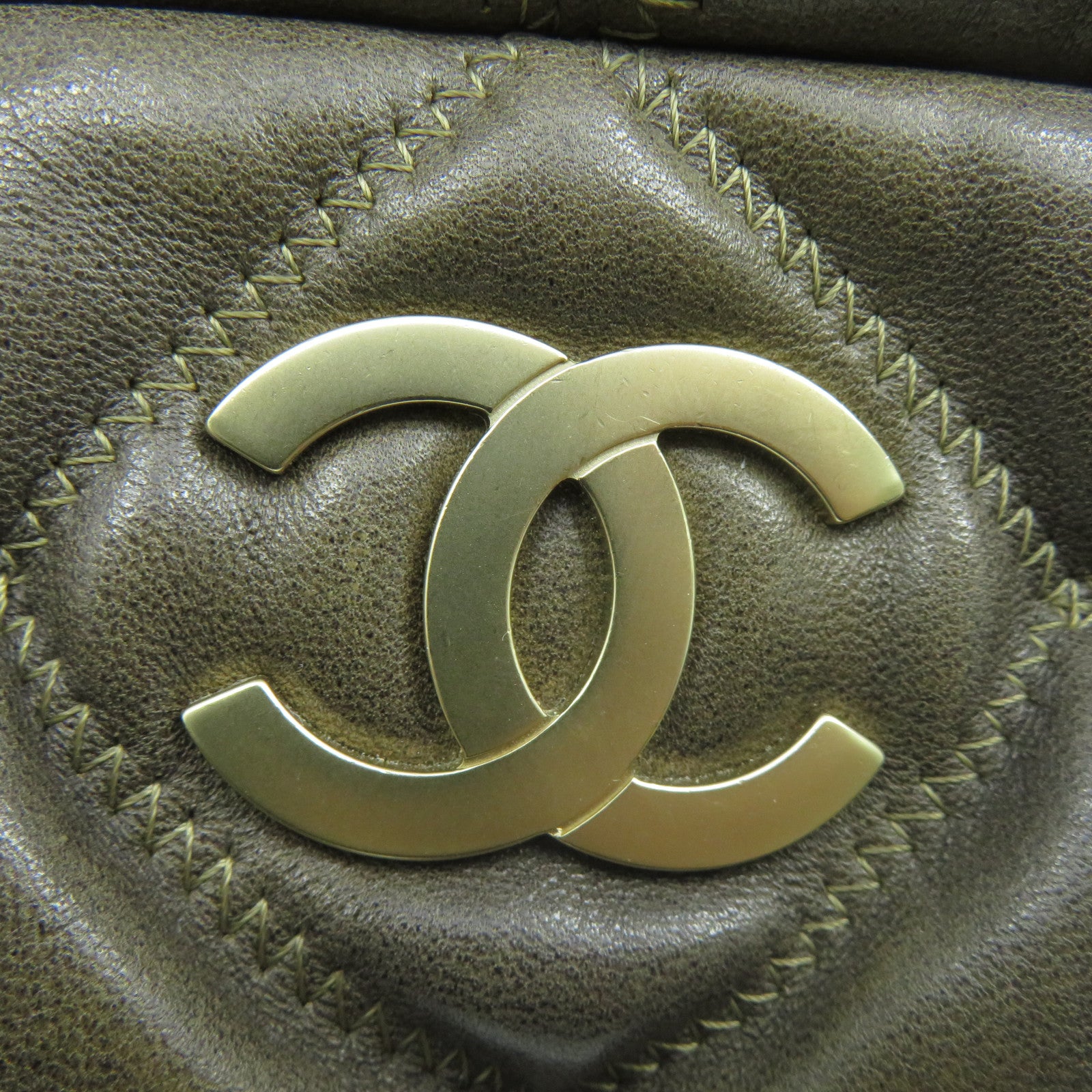 CHANEL 【清倉大減價】菱格皮革Bubble Bag金扣鏈帶肩背袋卡其色