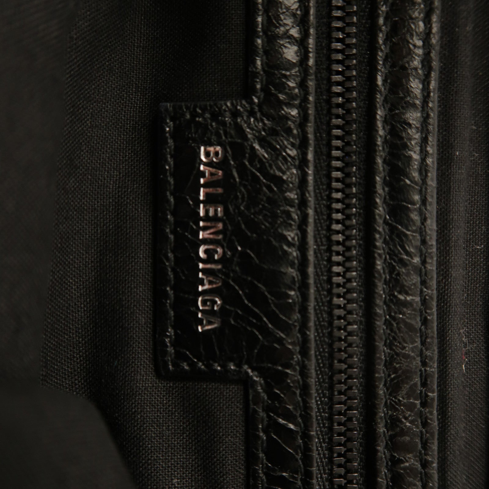 BALENCIAGA 羊皮皮革Le Cagole XS肩背袋