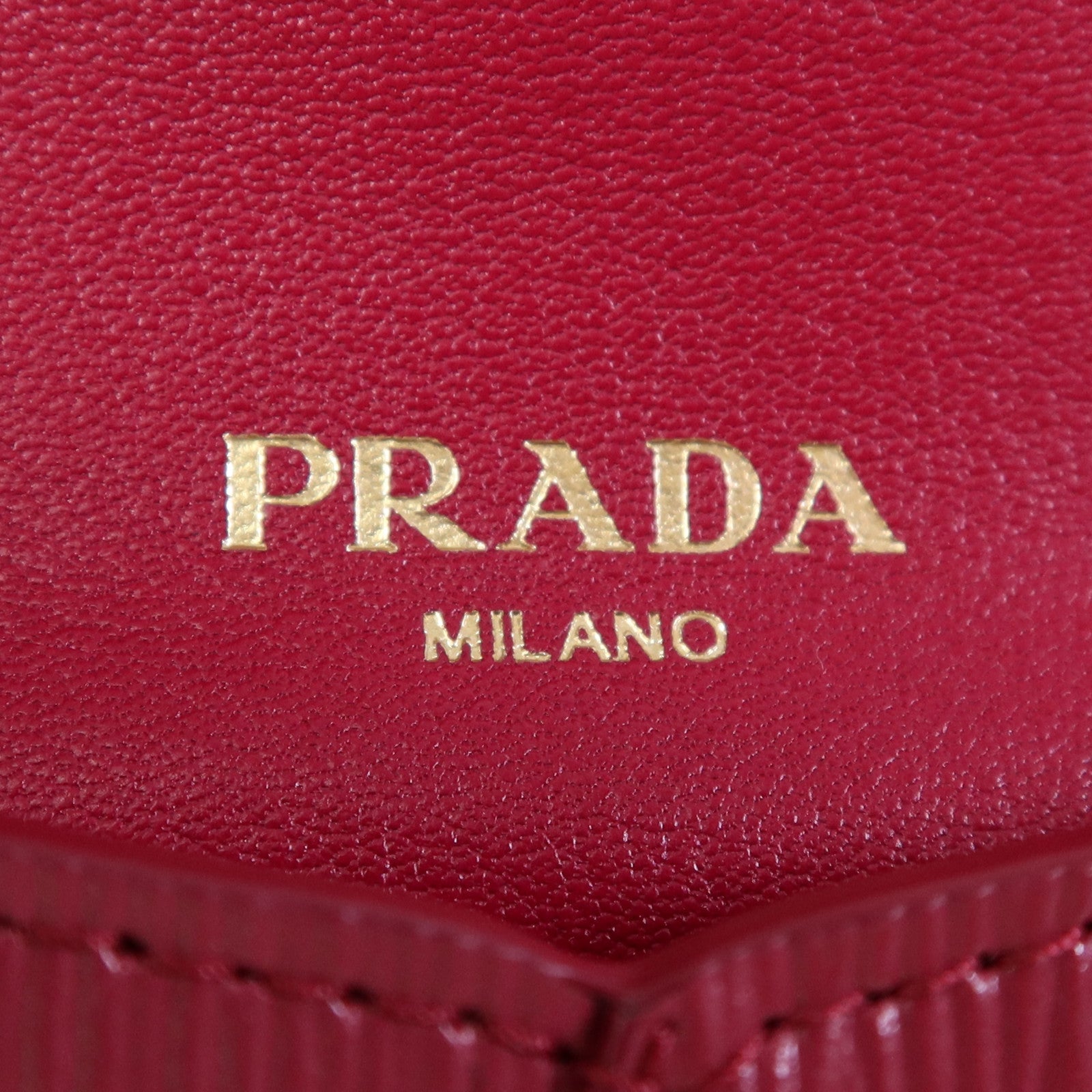 PRADA 牛皮皮革Long Wallet金扣錢包