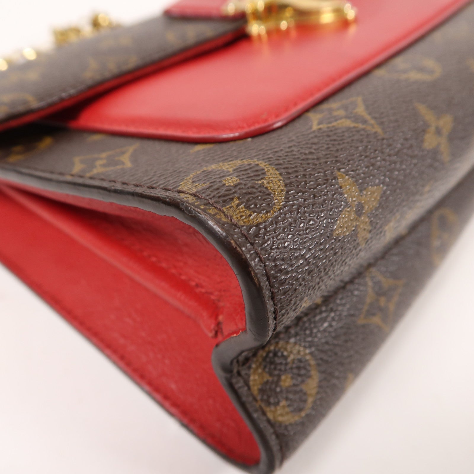 LOUIS VUITTON Monogram Victoire金扣鏈帶肩背袋