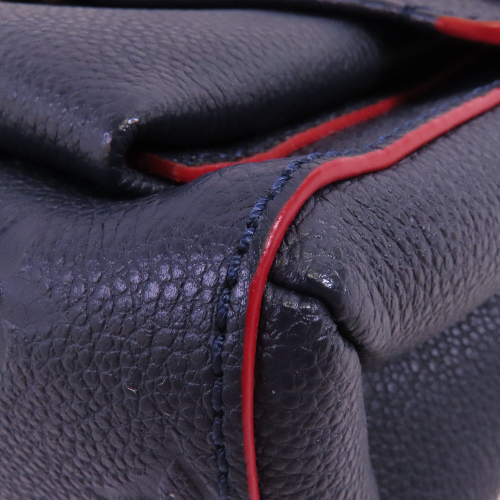 LOUIS VUITTON Monogram Empreinte Vavin PM金扣鏈帶肩背袋