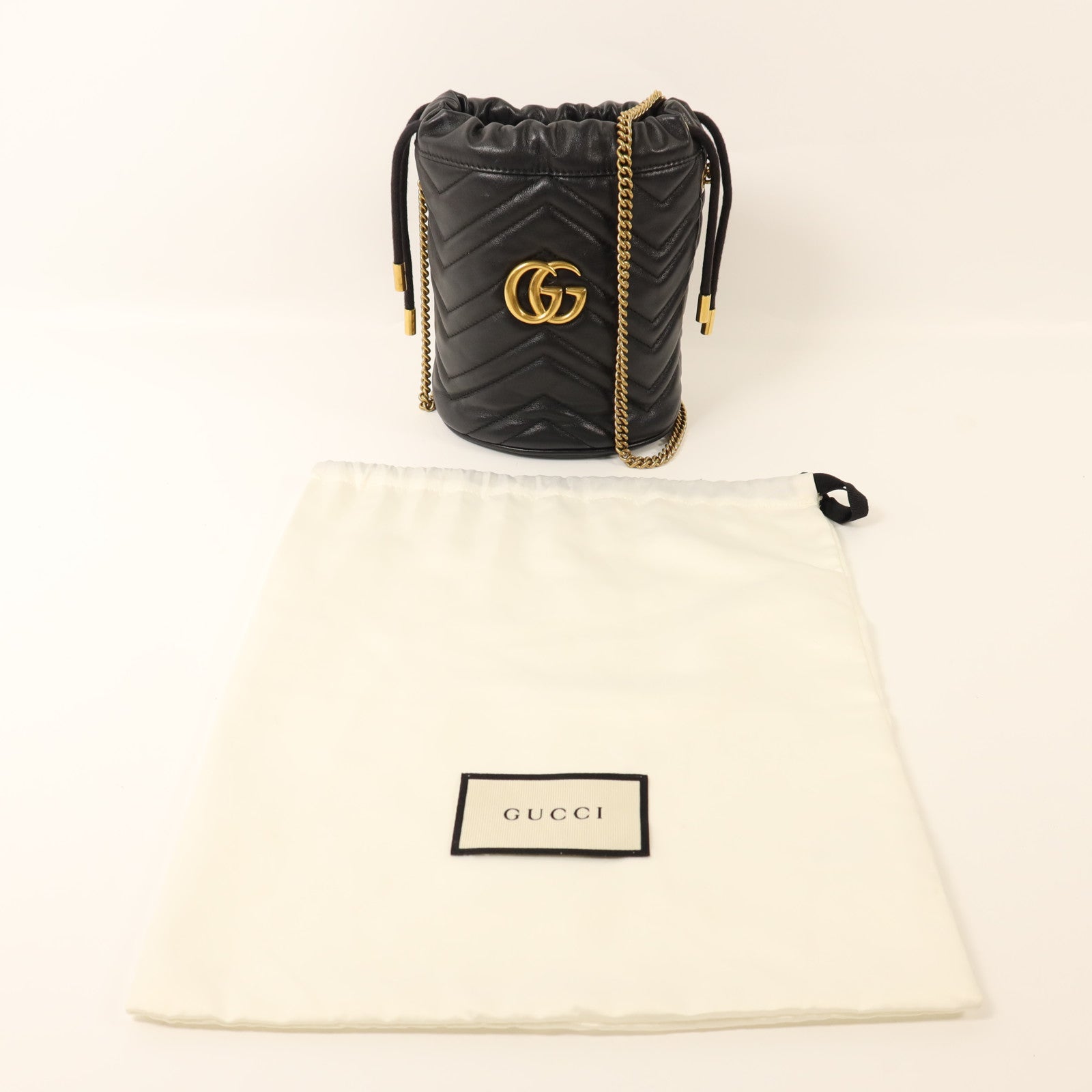 GUCCI 【激減優惠】牛皮皮革GG Marmont Bucket金扣鏈帶肩背袋