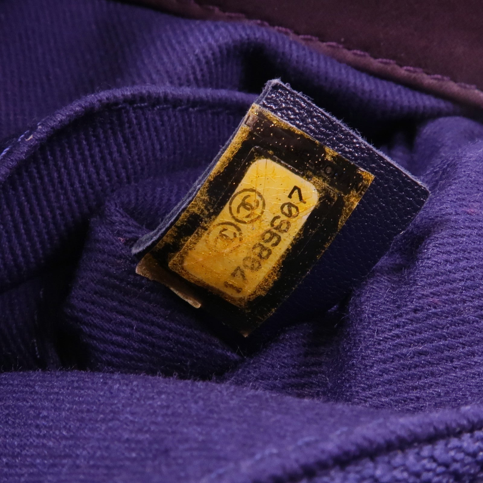 CHANEL 牛皮皮革Chain Shoulder銀扣鏈帶肩背袋